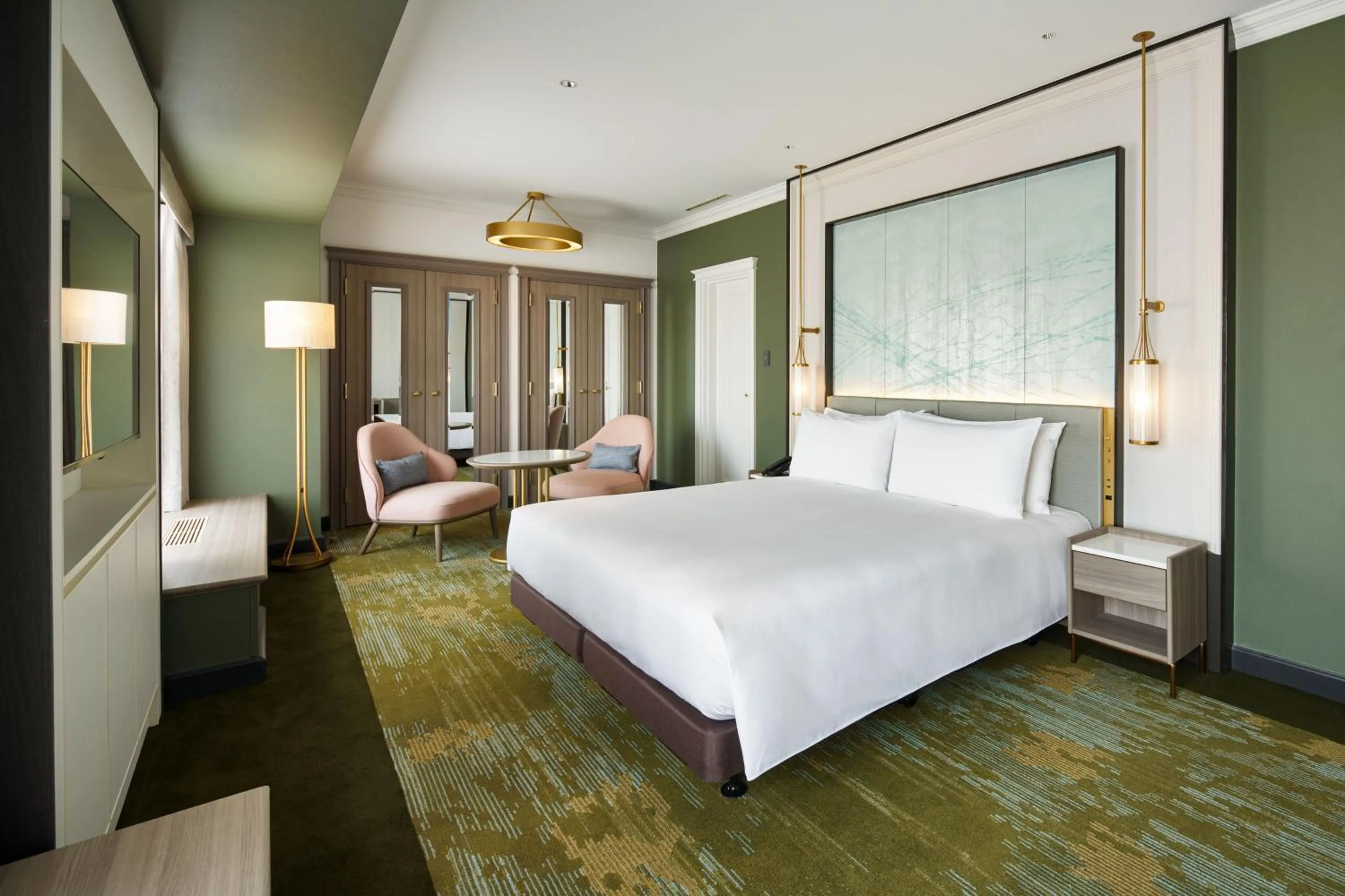 Photo of the whole room, Bed in RIHGA Royal Hotel Osaka, Vignette Collection by IHG