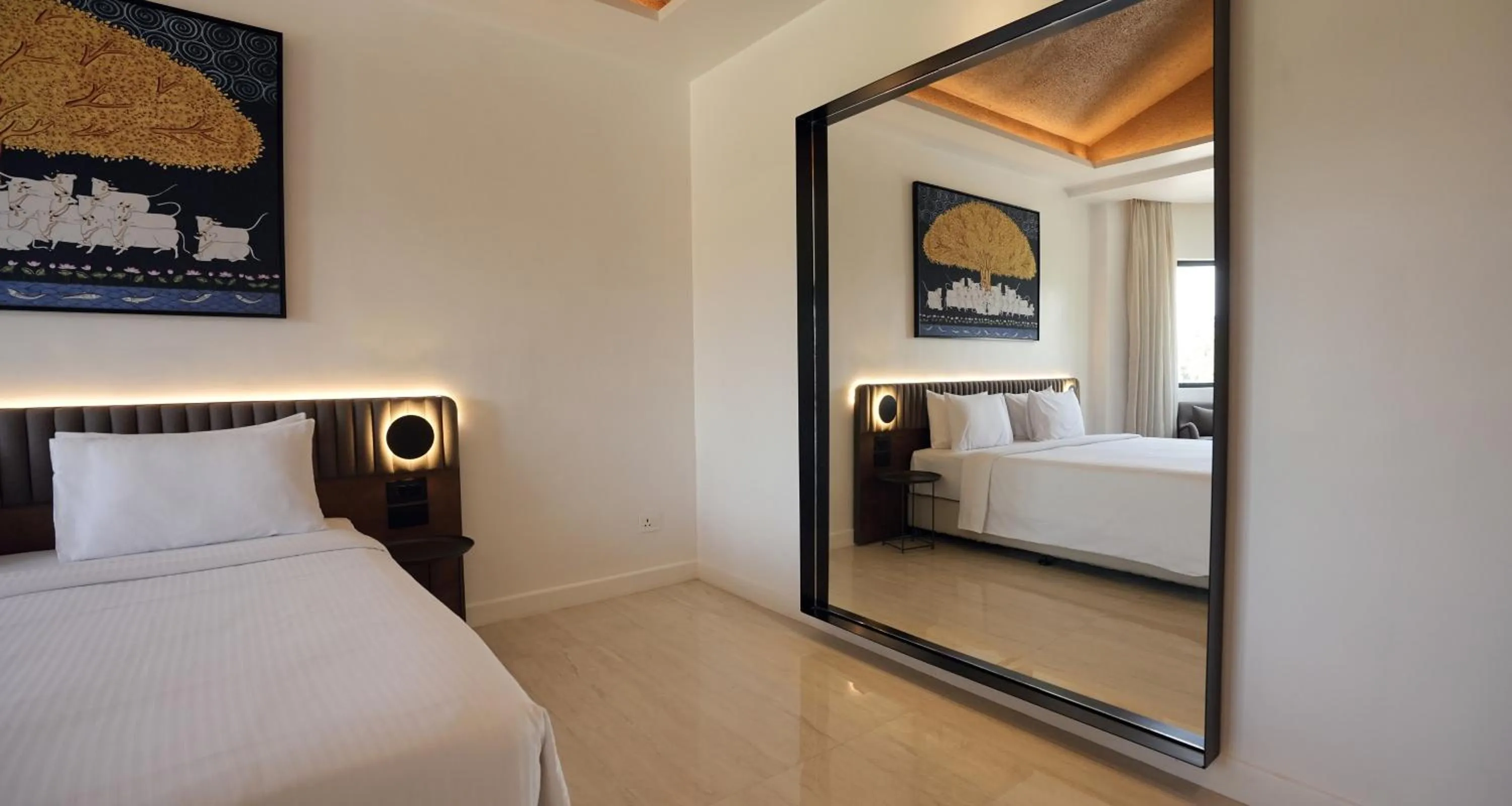 Bed in Best Western Resort Country Club