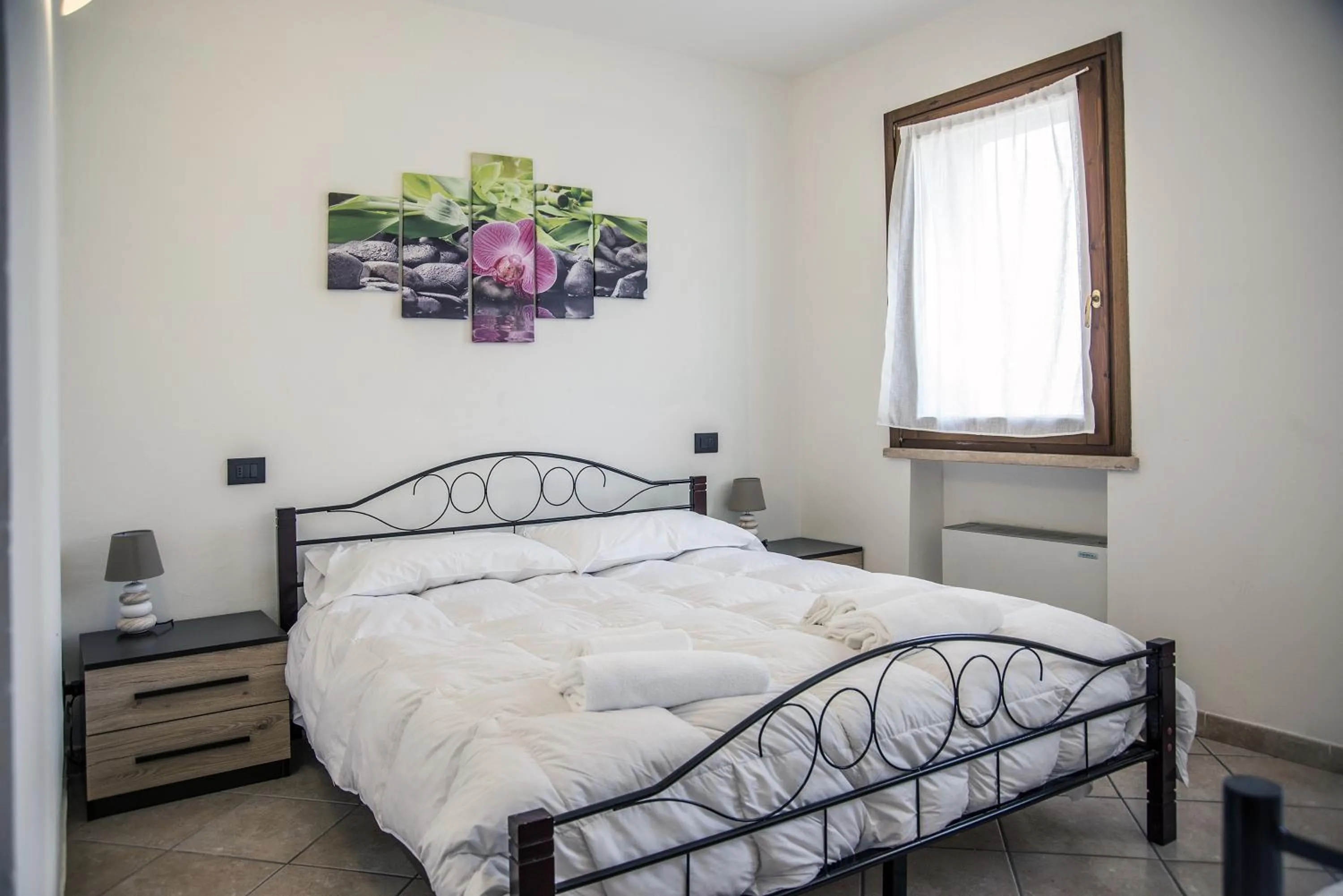 Photo of the whole room, Bed in Residenza Meeting