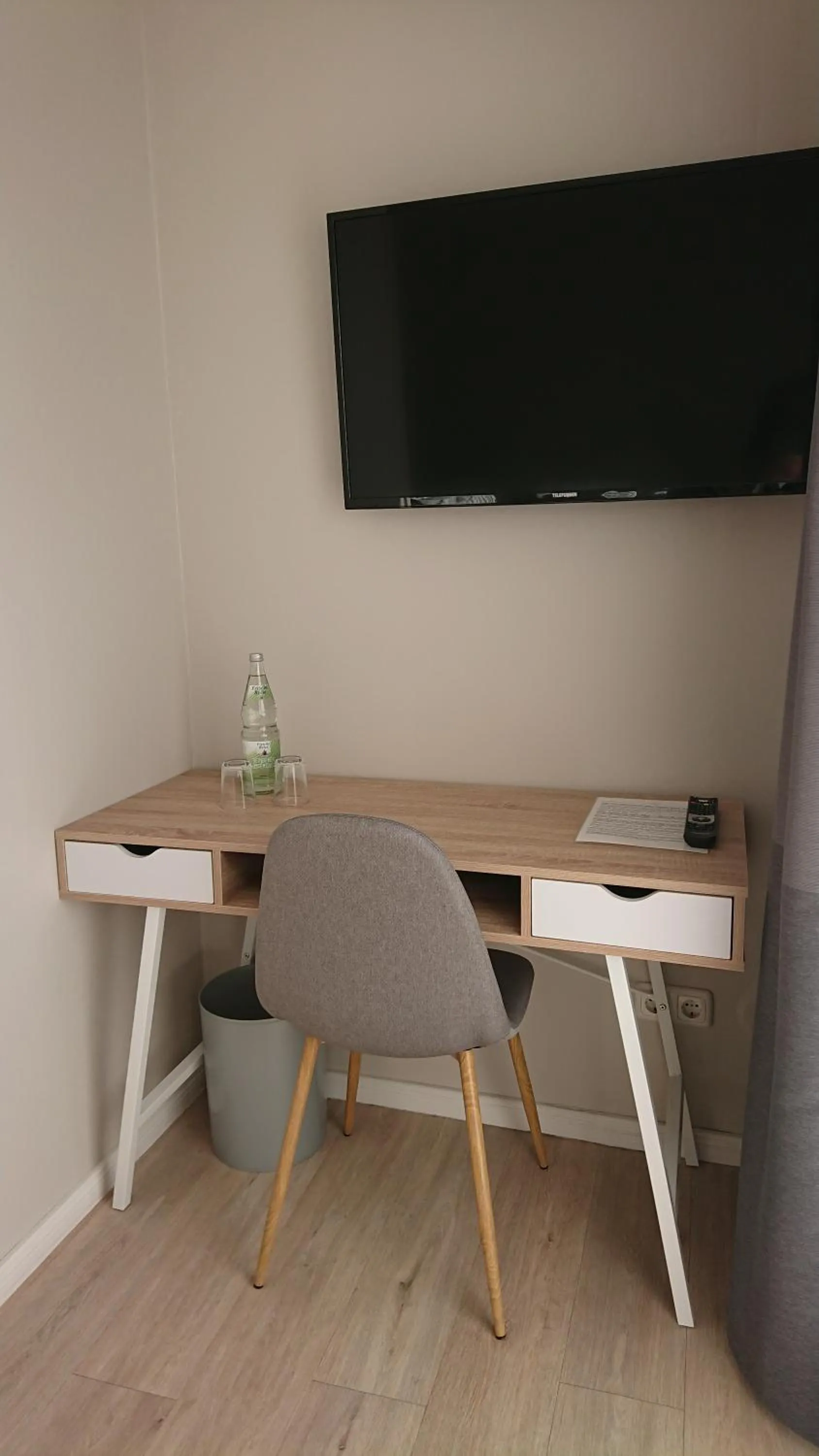 TV and multimedia in Ostseehotel Kappeln by team SchleiFee