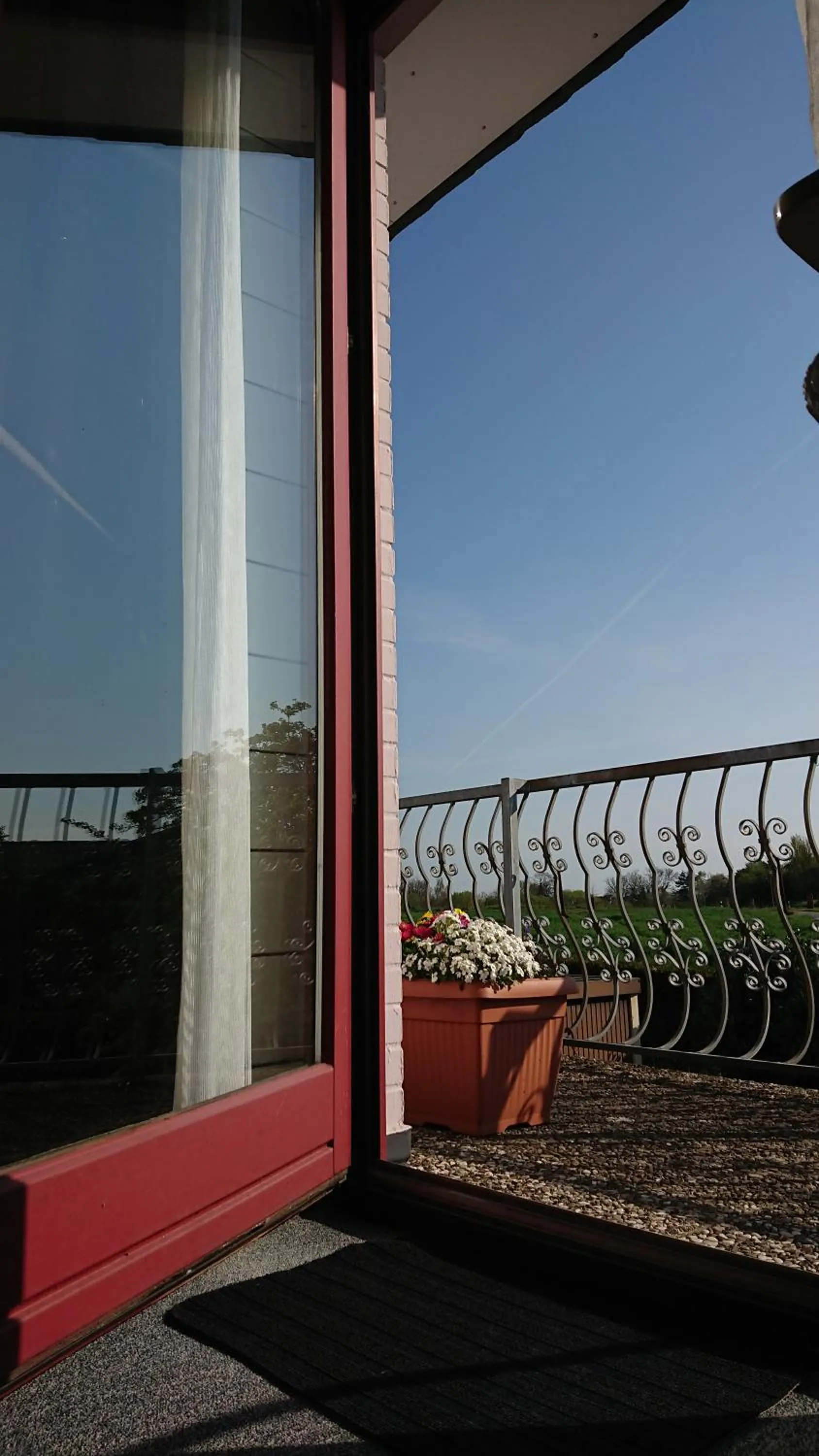 Balcony/Terrace in Ostseehotel Kappeln by team SchleiFee