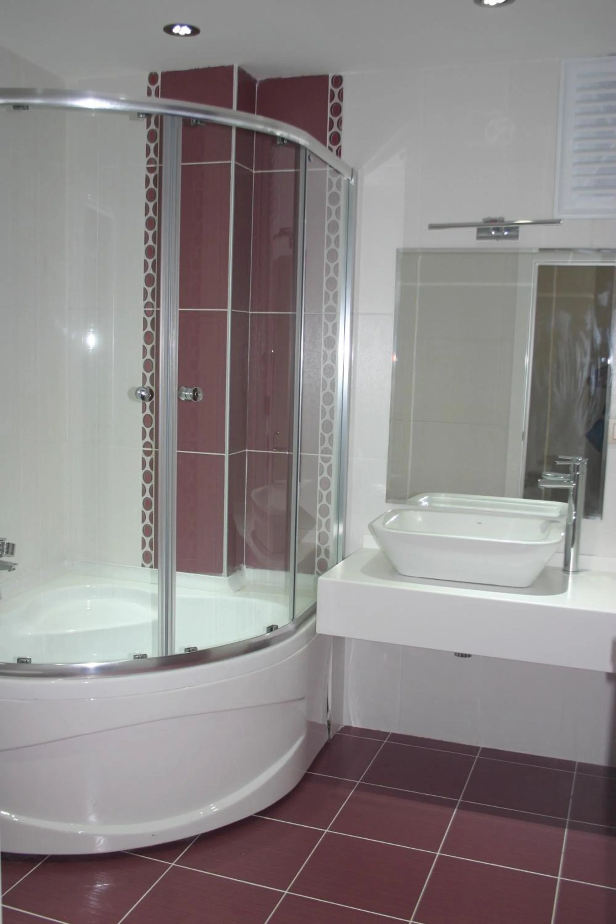 Decorative detail in Grand Ahos Hotel