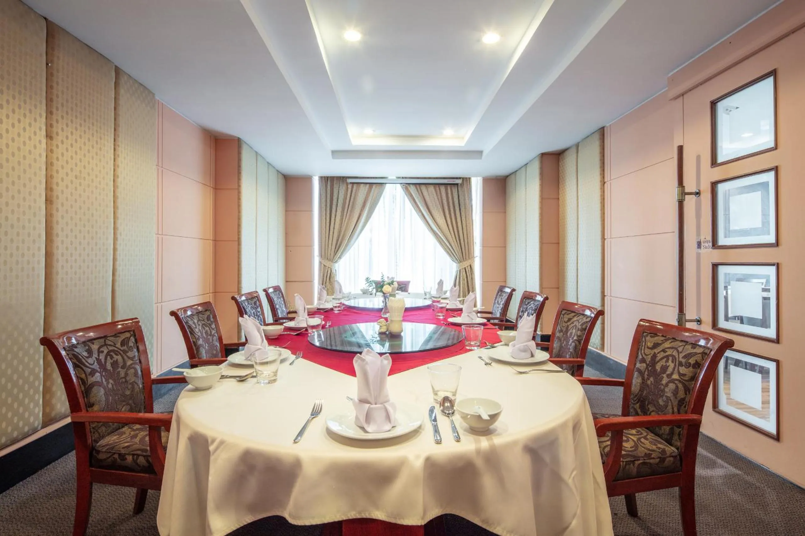 Restaurant/places to eat in Tawa Ravadee Resort Prachinburi, a member of WorldHotels Distinctive