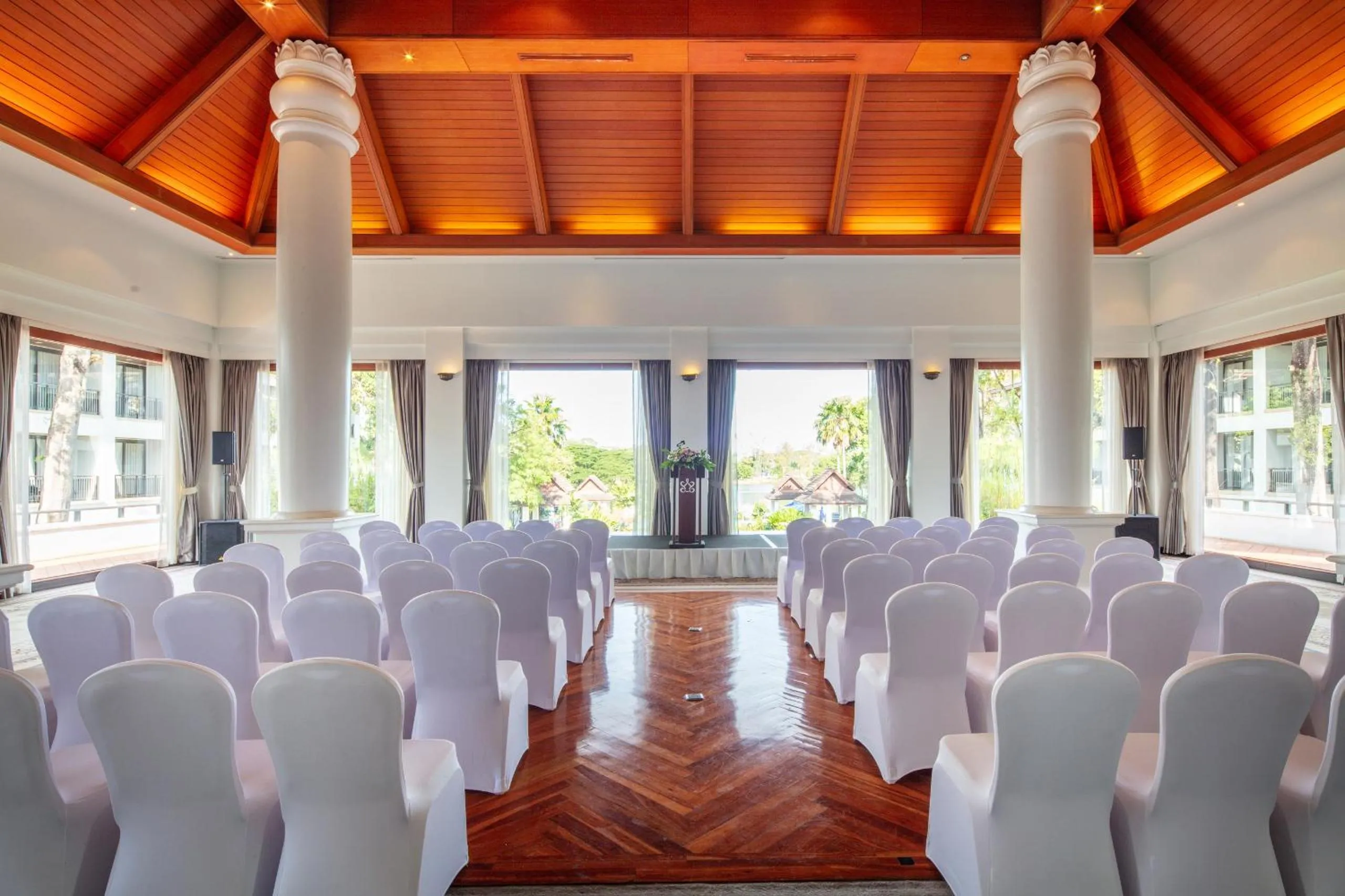 Banquet/Function facilities in Tawa Ravadee Resort Prachinburi, a member of WorldHotels Distinctive