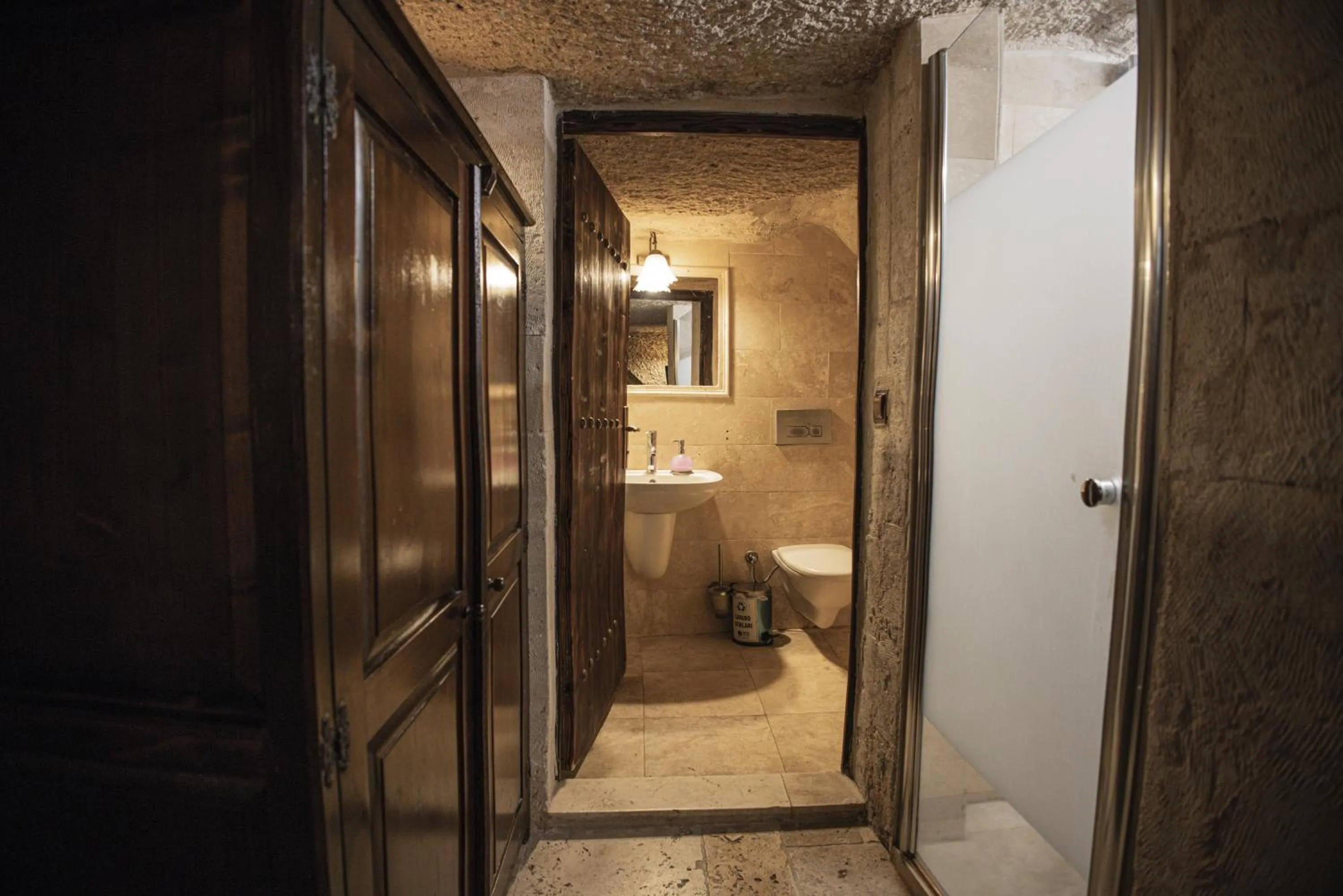 Shower in Century Cave Hotel