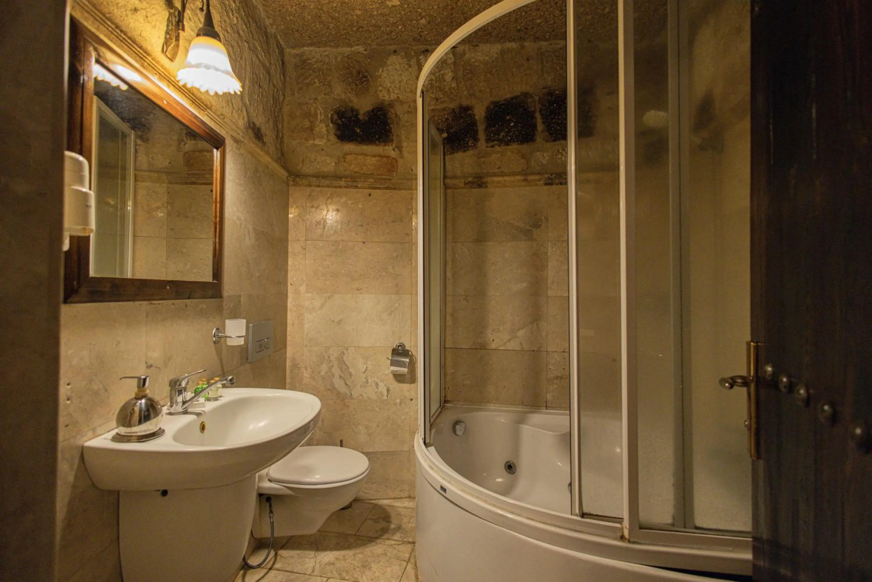Shower in Century Cave Hotel