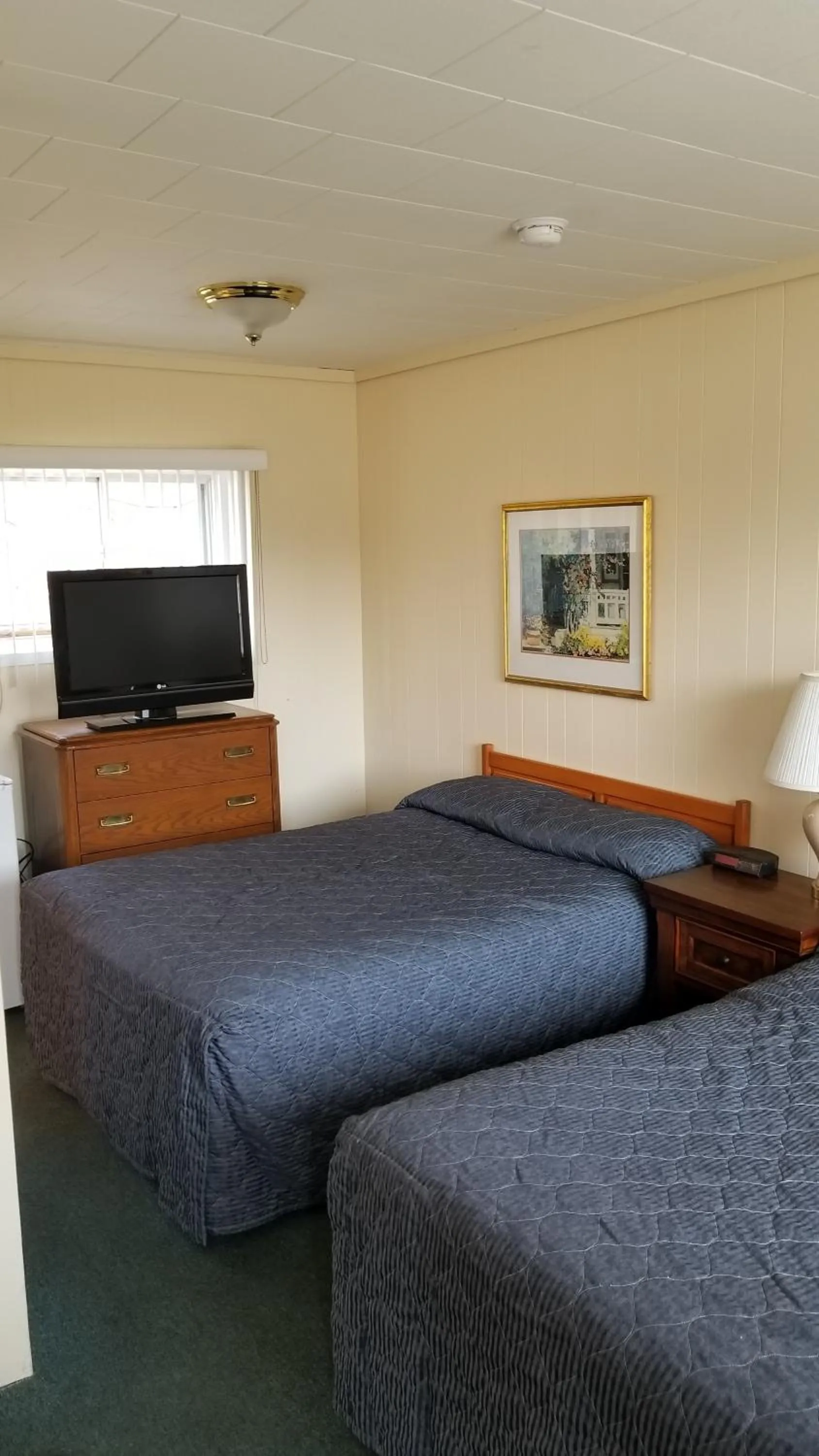 Bedroom in Wasaga Beach Inn And Cottages