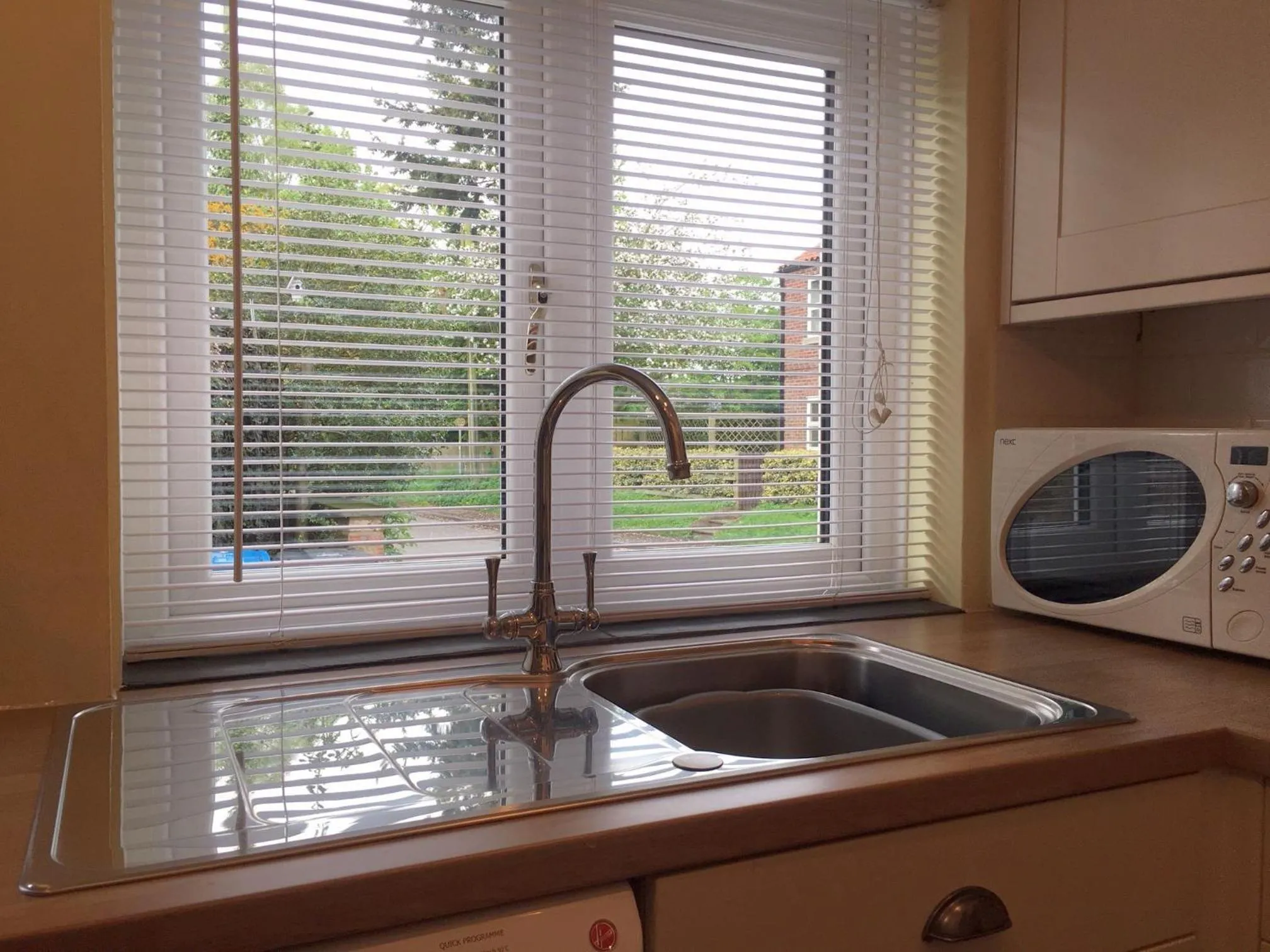 Kitchen or kitchenette in Ceilidh Cottage