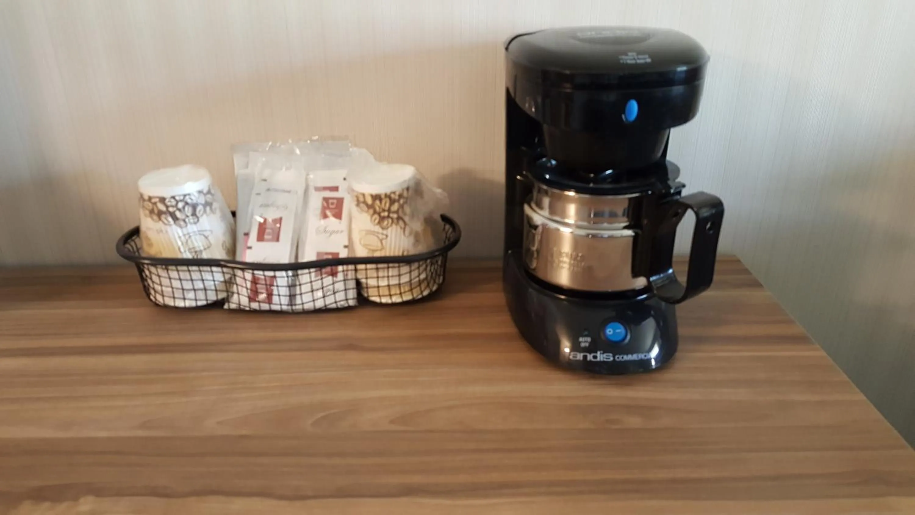 Coffee/tea facilities in AArtpark Hotel Inn at Lewsiton