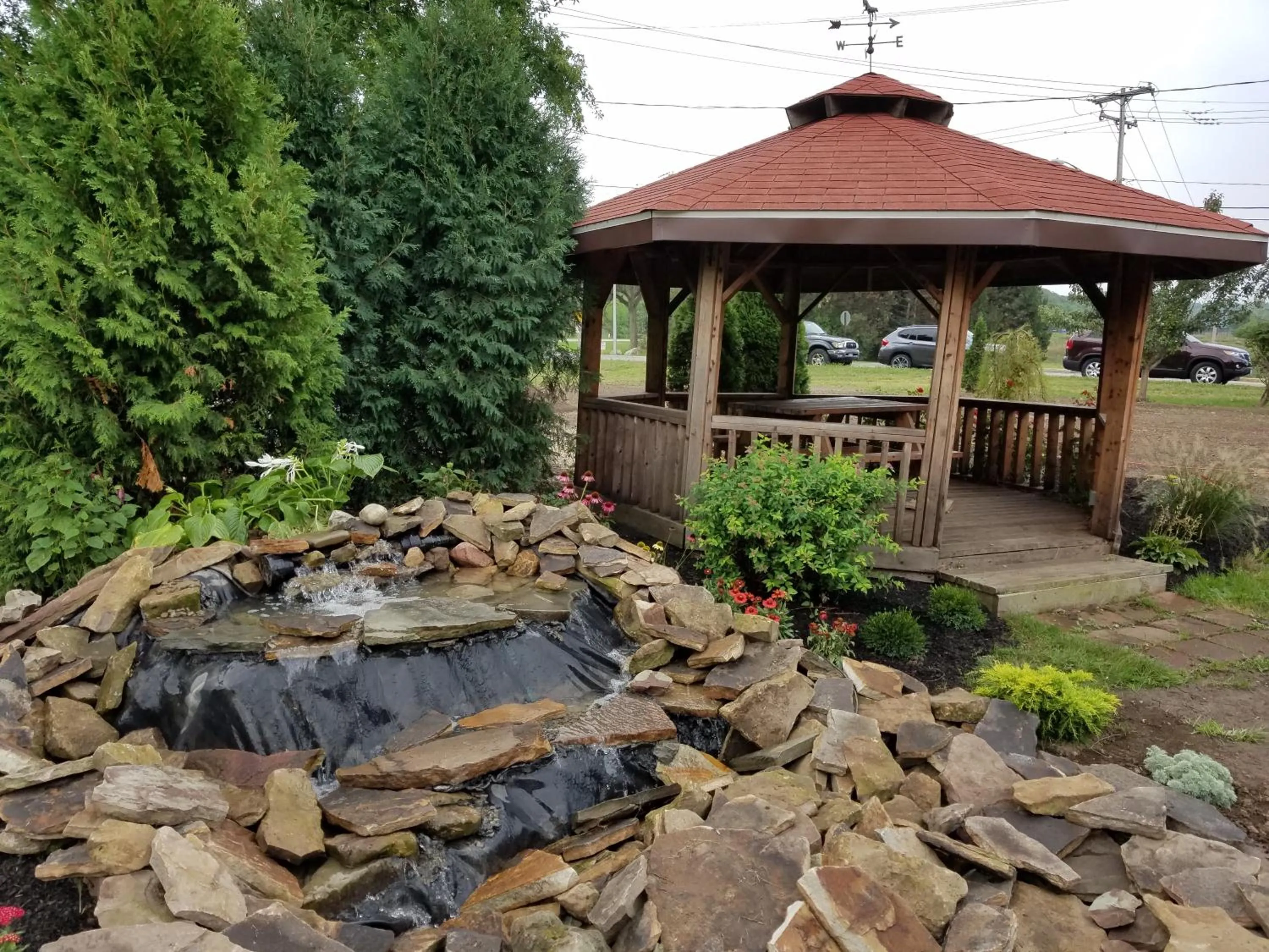 Decorative detail in AArtpark Hotel Inn at Lewsiton