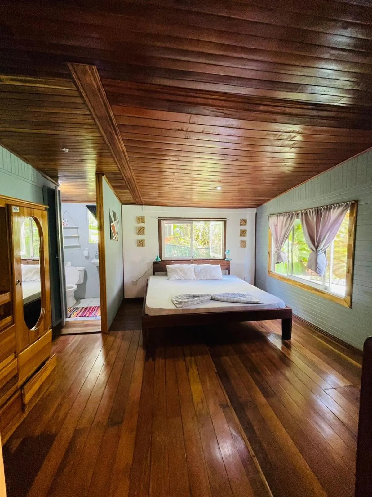 Photo of the whole room, Bed in Pura Vida Hostel