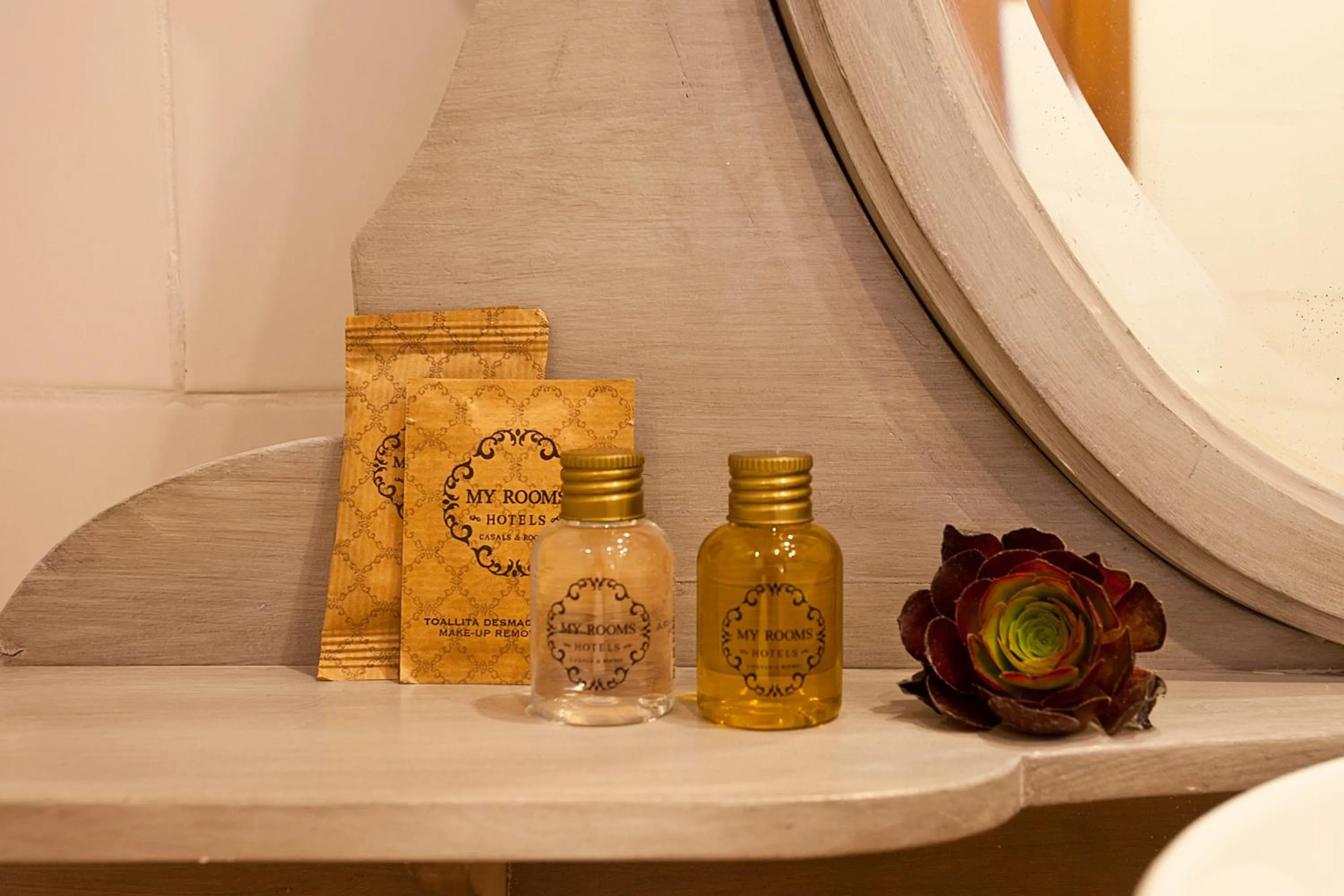 Property logo or sign in Casal de Petra - Rooms & Pool by My Rooms Hotels TI