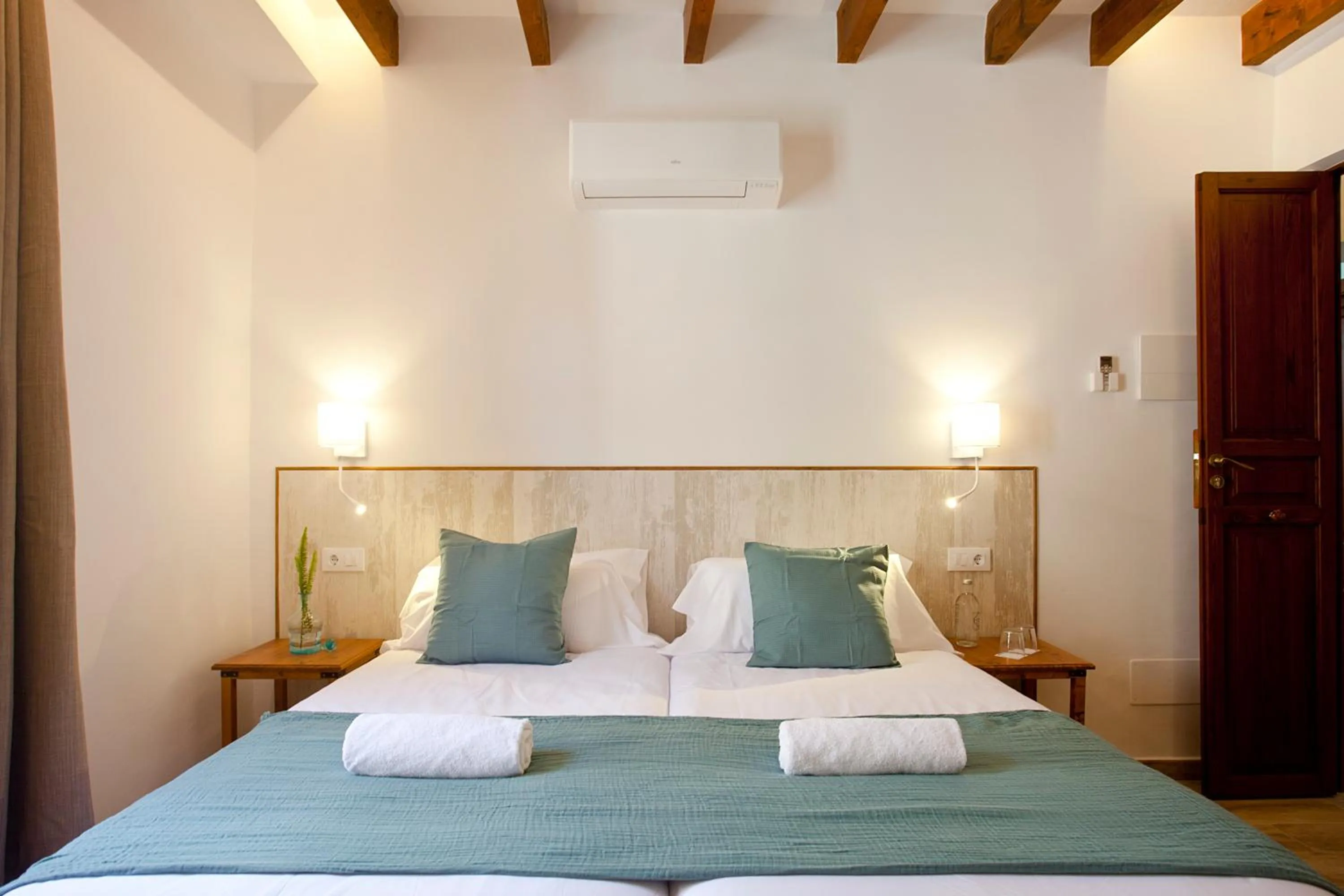 Bed in Casal de Petra - Rooms & Pool by My Rooms Hotels TI