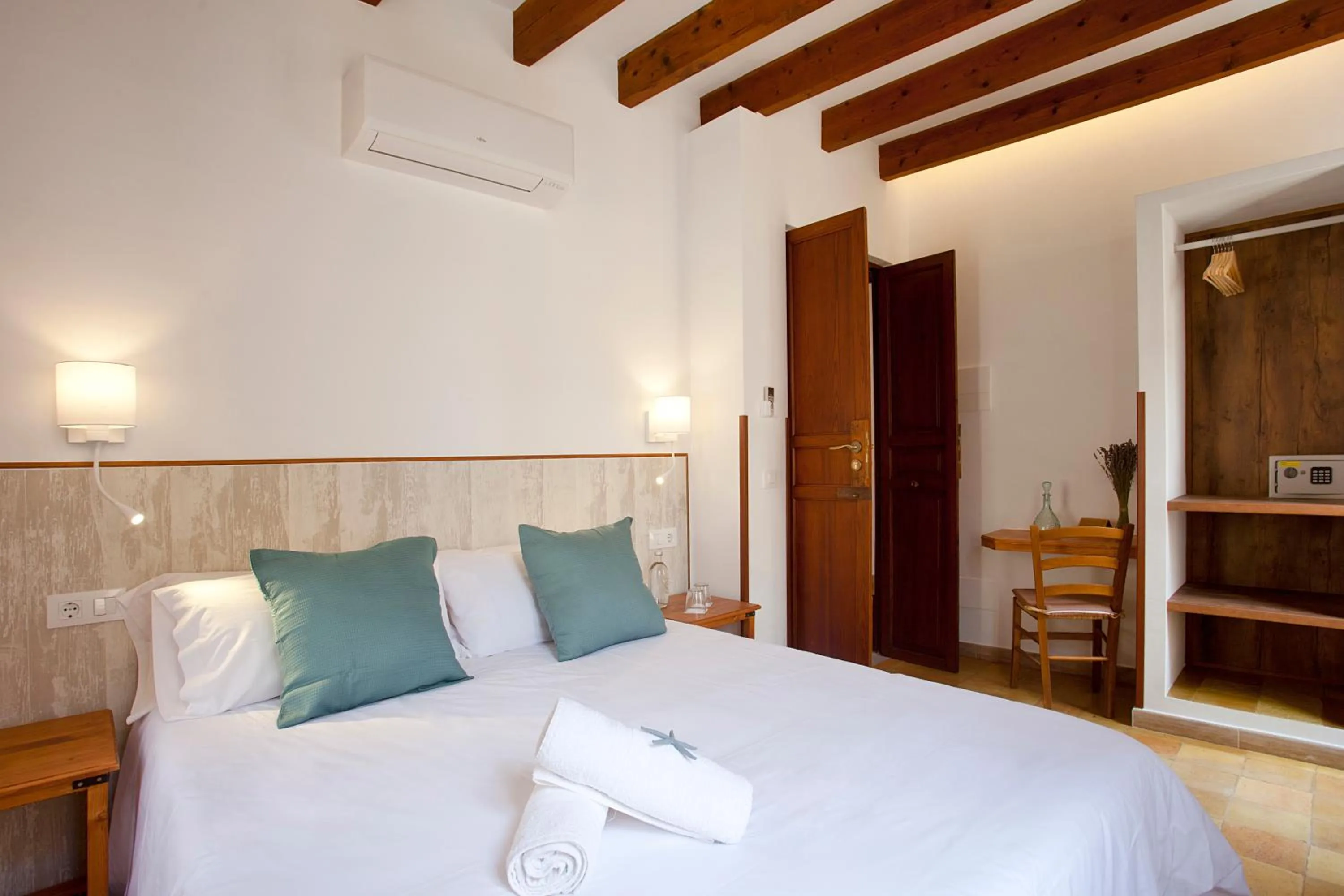 Bed in Casal de Petra - Rooms & Pool by My Rooms Hotels TI