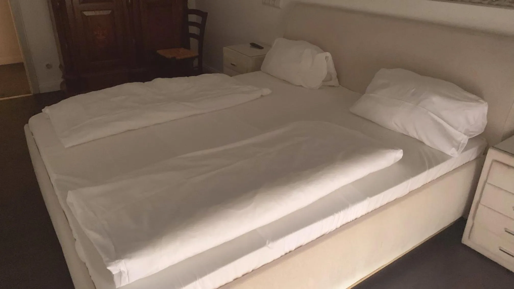 Photo of the whole room, Bed in Wasserturm Hotel Mannheim