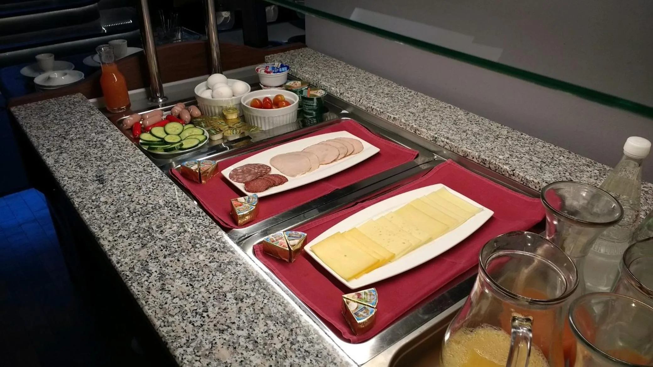 Buffet breakfast in Wasserturm Hotel Mannheim