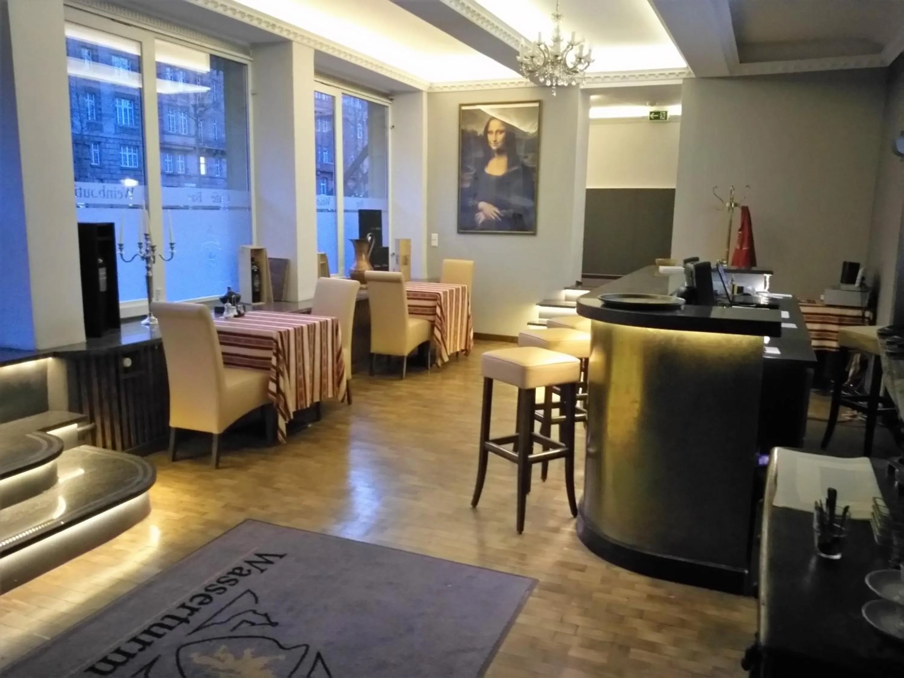 Lobby or reception in Wasserturm Hotel Mannheim