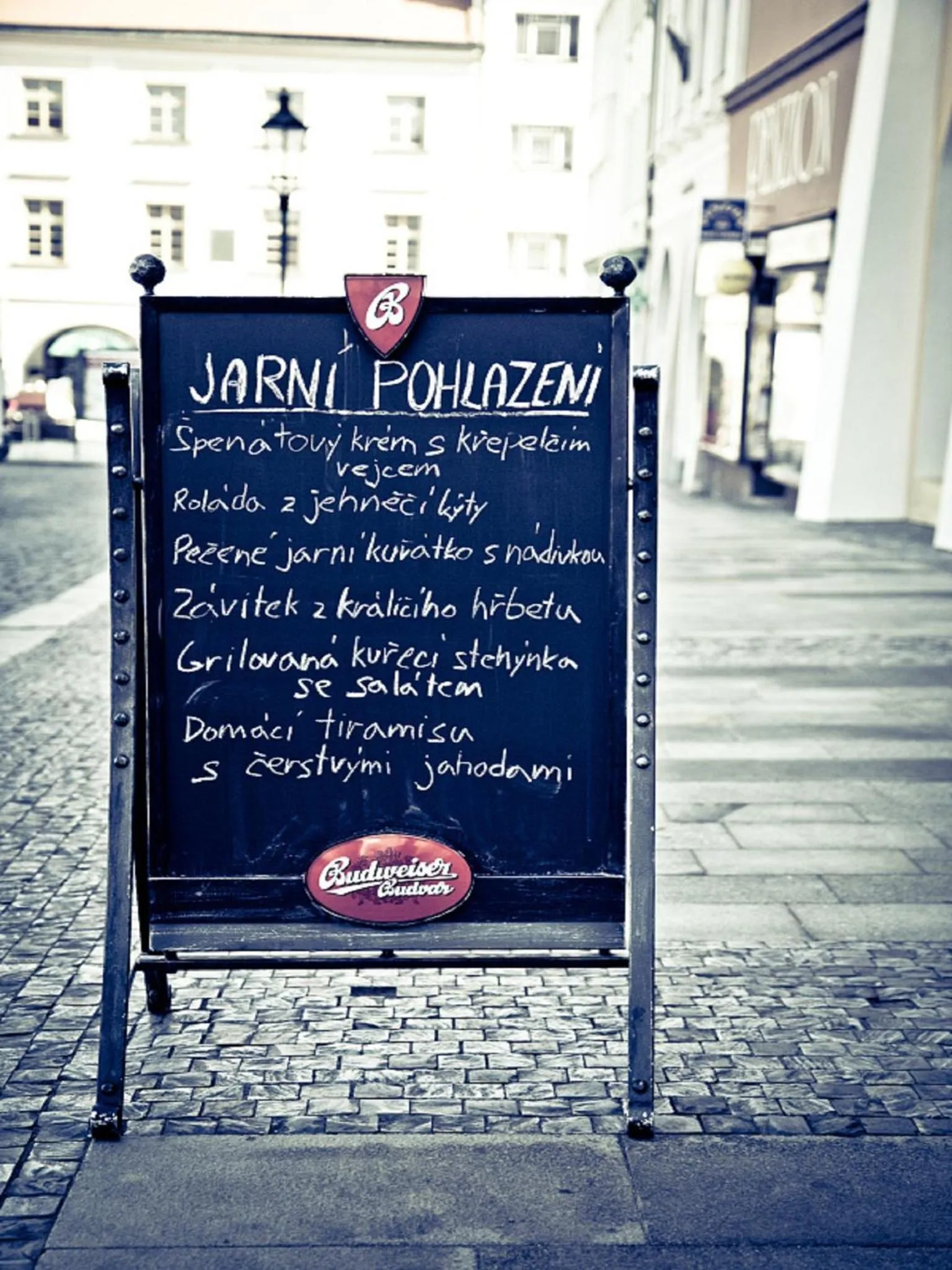 Restaurant/places to eat in La Fresca