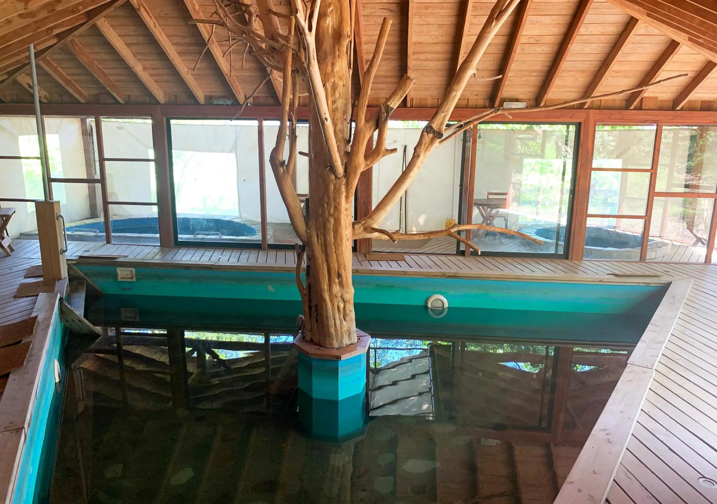 Swimming pool in Mirador Los Volcanes Lodge & Boutique