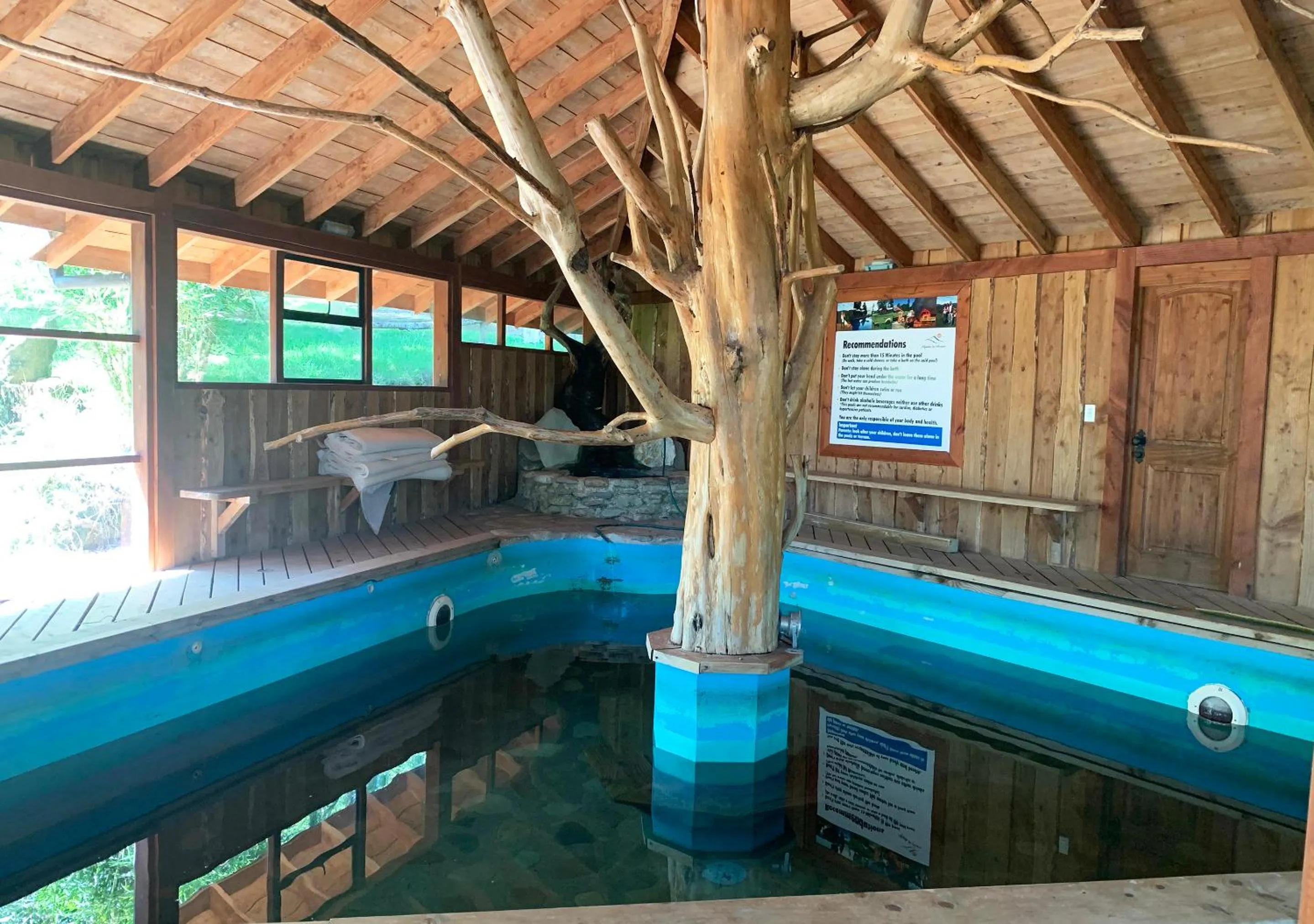 Swimming pool in Mirador Los Volcanes Lodge & Boutique