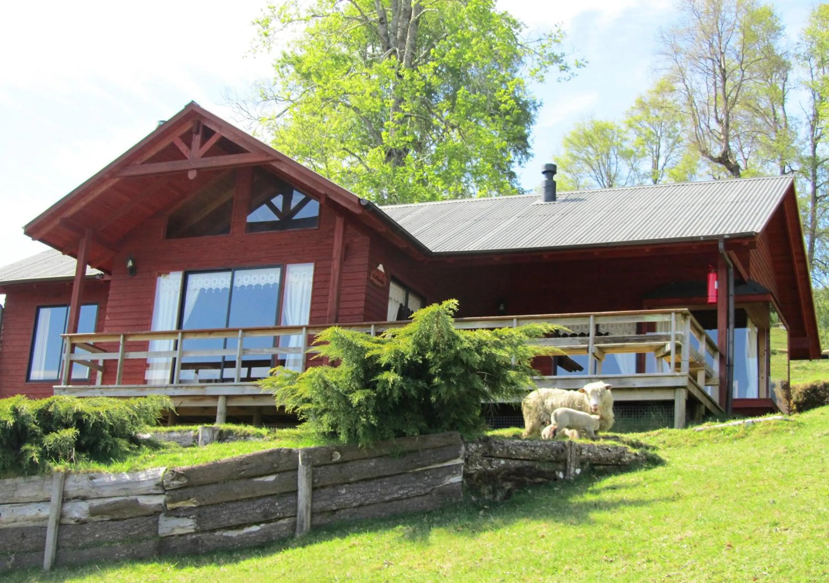 Property building in Mirador Los Volcanes Lodge & Boutique