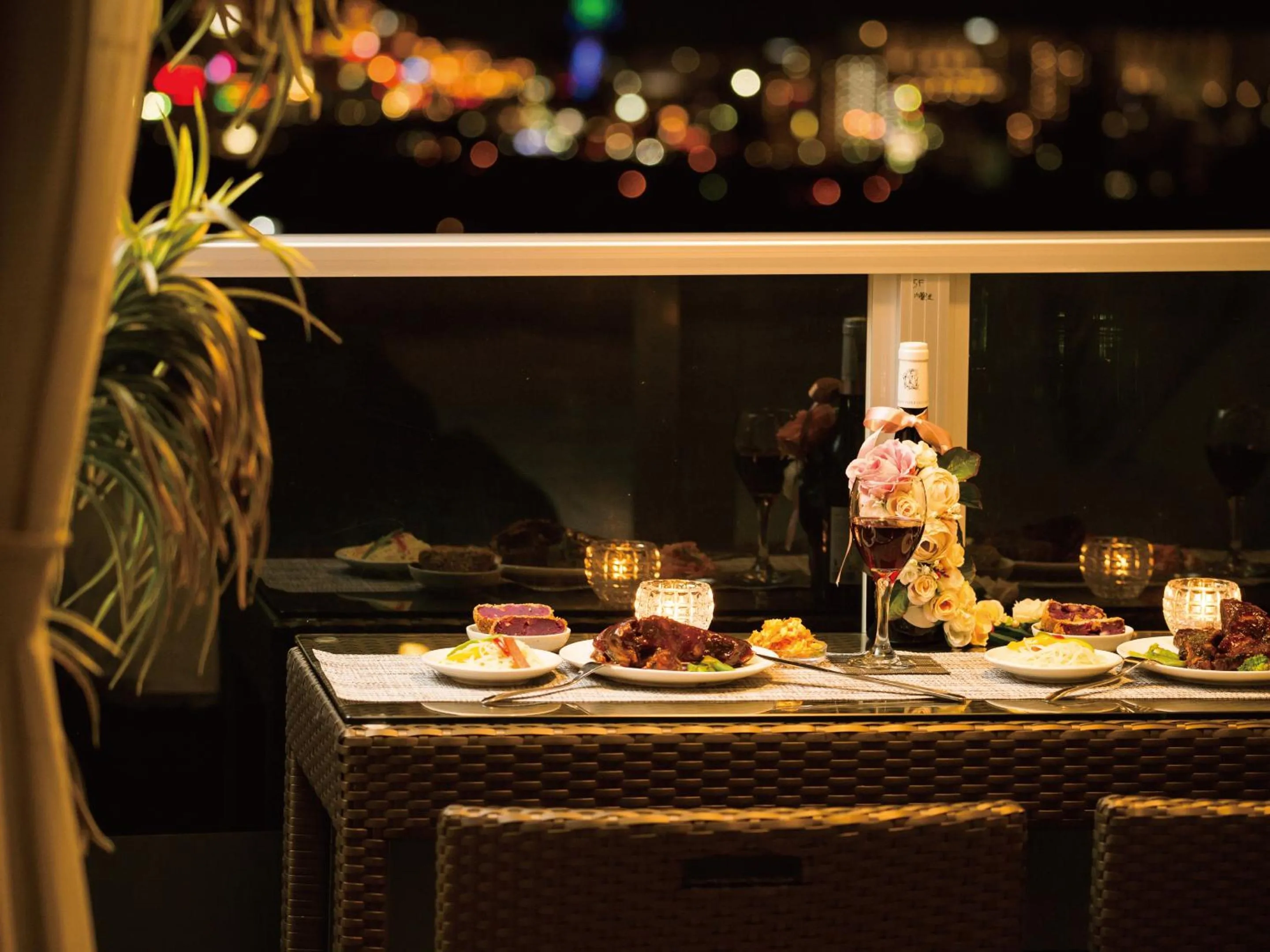 Photo of the whole room in Zoe Resort The Sunset Village Okinawa Chatan