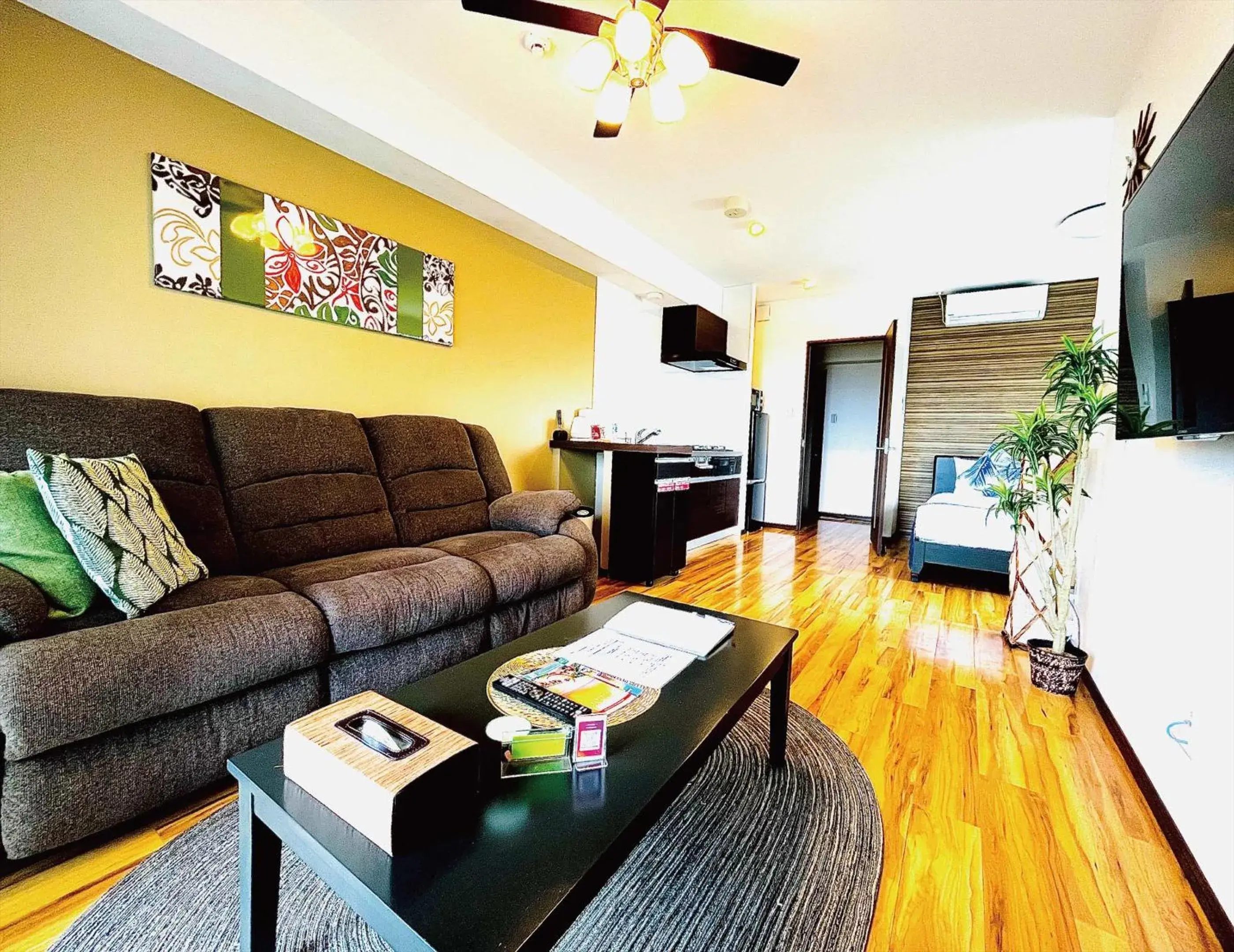 Wing Deluxe Twin (2nd Floor, 41.4sqm, 1LDK) - single occupancy in Zoe Resort The Sunset Village Okinawa Chatan Wing Deluxe Twin (2nd Floor, 41.4sqm, 1LDK) - single occupancy in Zoe Resort The Sunset Village Okinawa Chatan