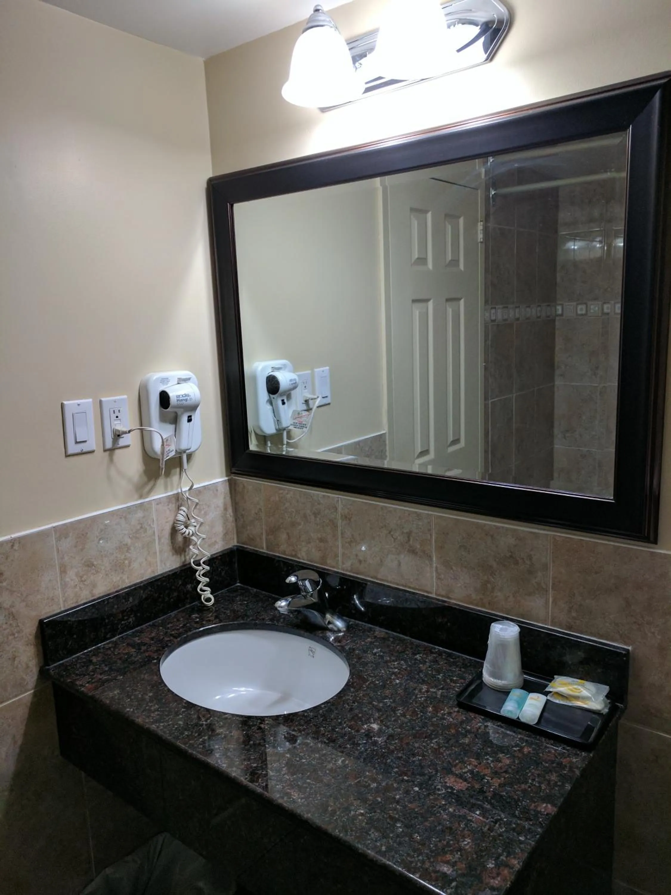 Bathroom in Luxury Inn