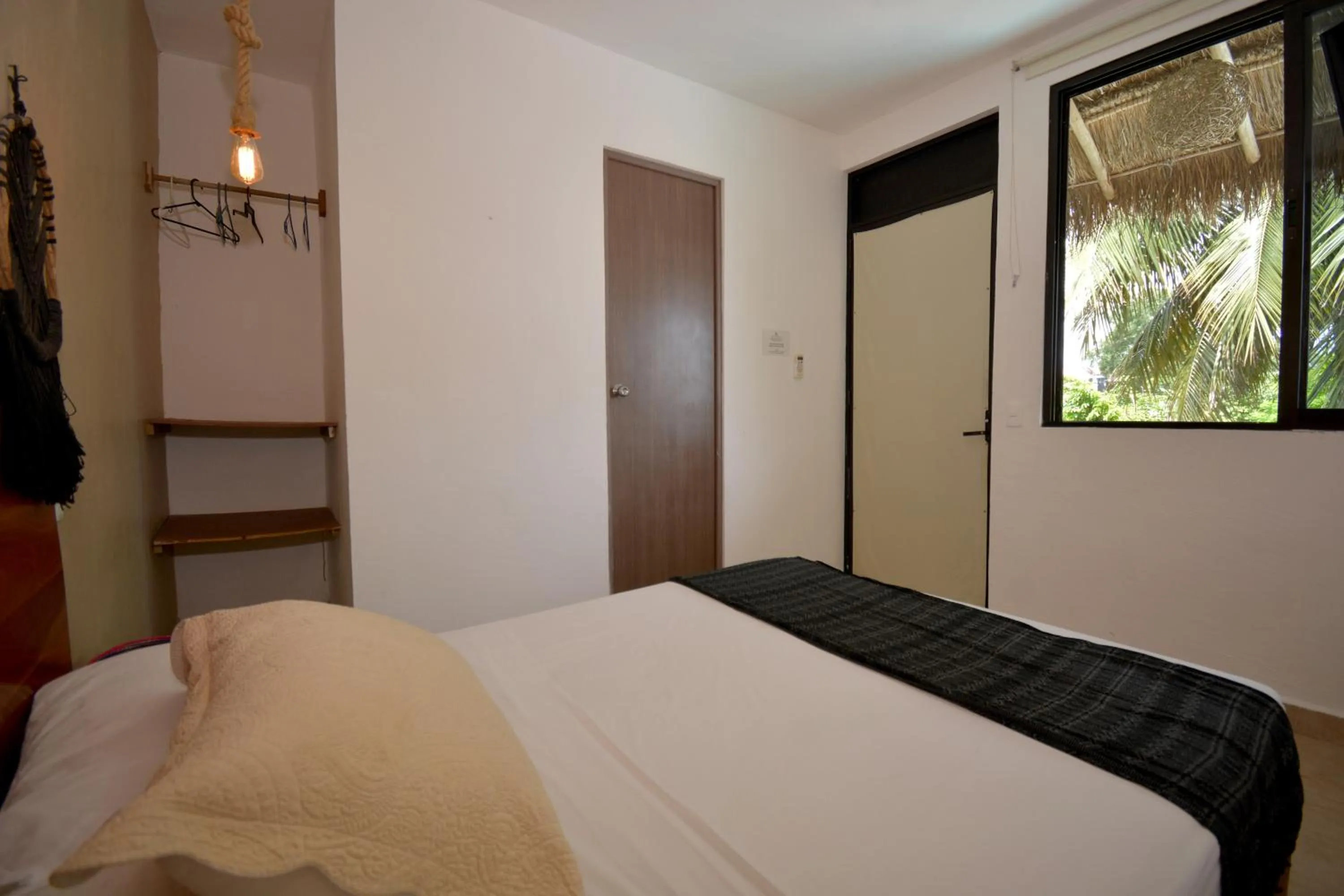 Bed in Casa Delia Hotel Downtown