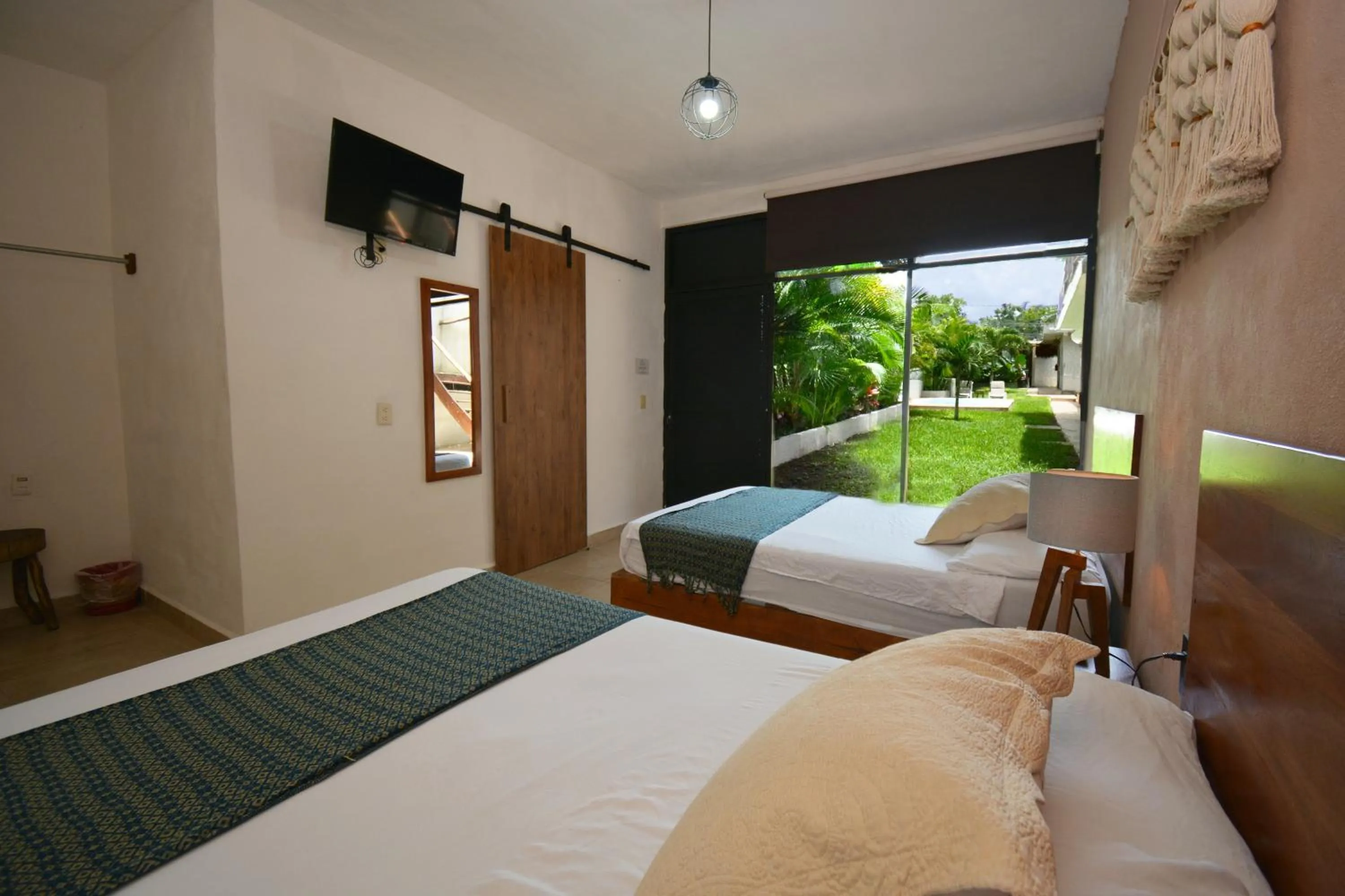 Bed in Casa Delia Hotel Downtown