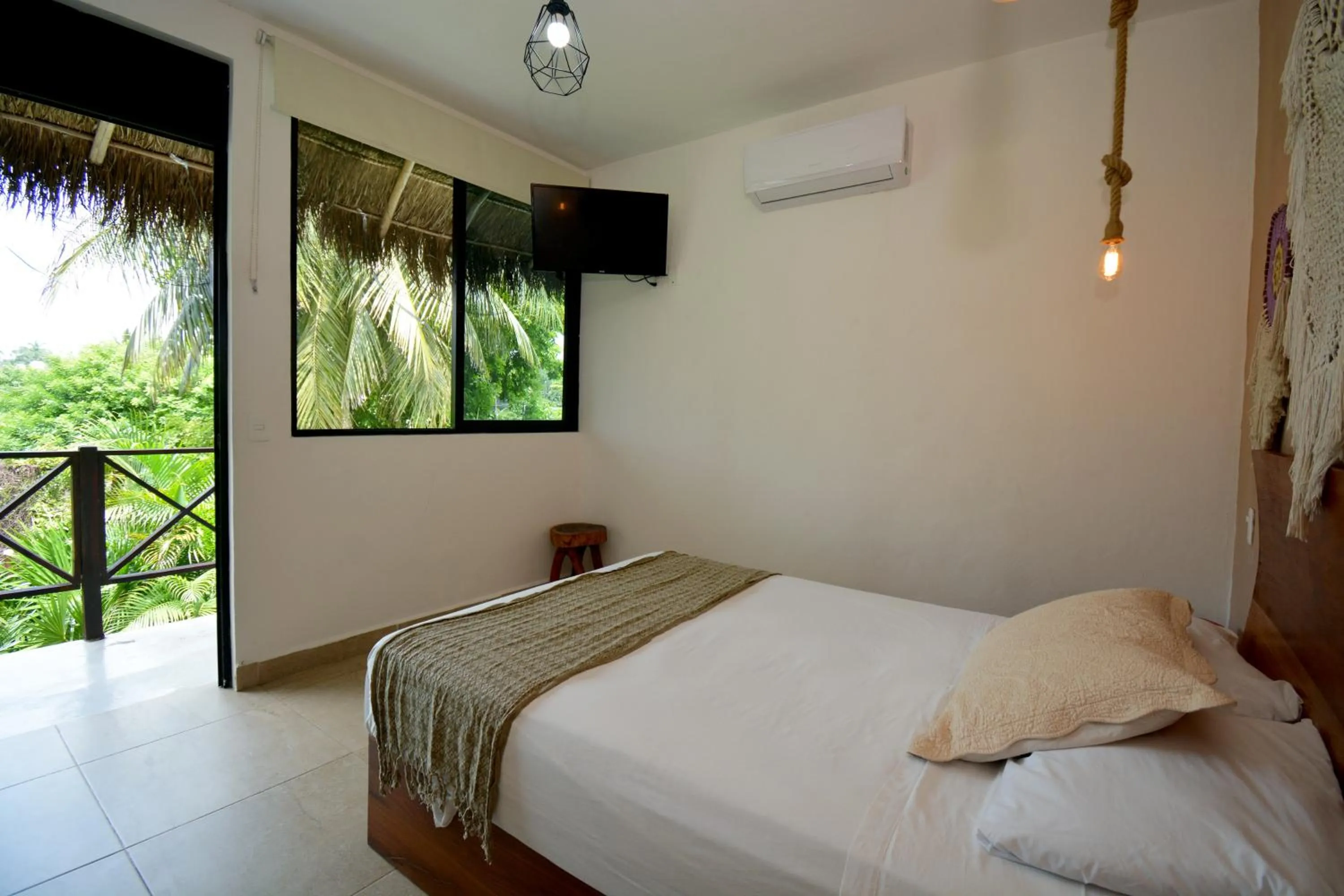 Bed in Casa Delia Hotel Downtown