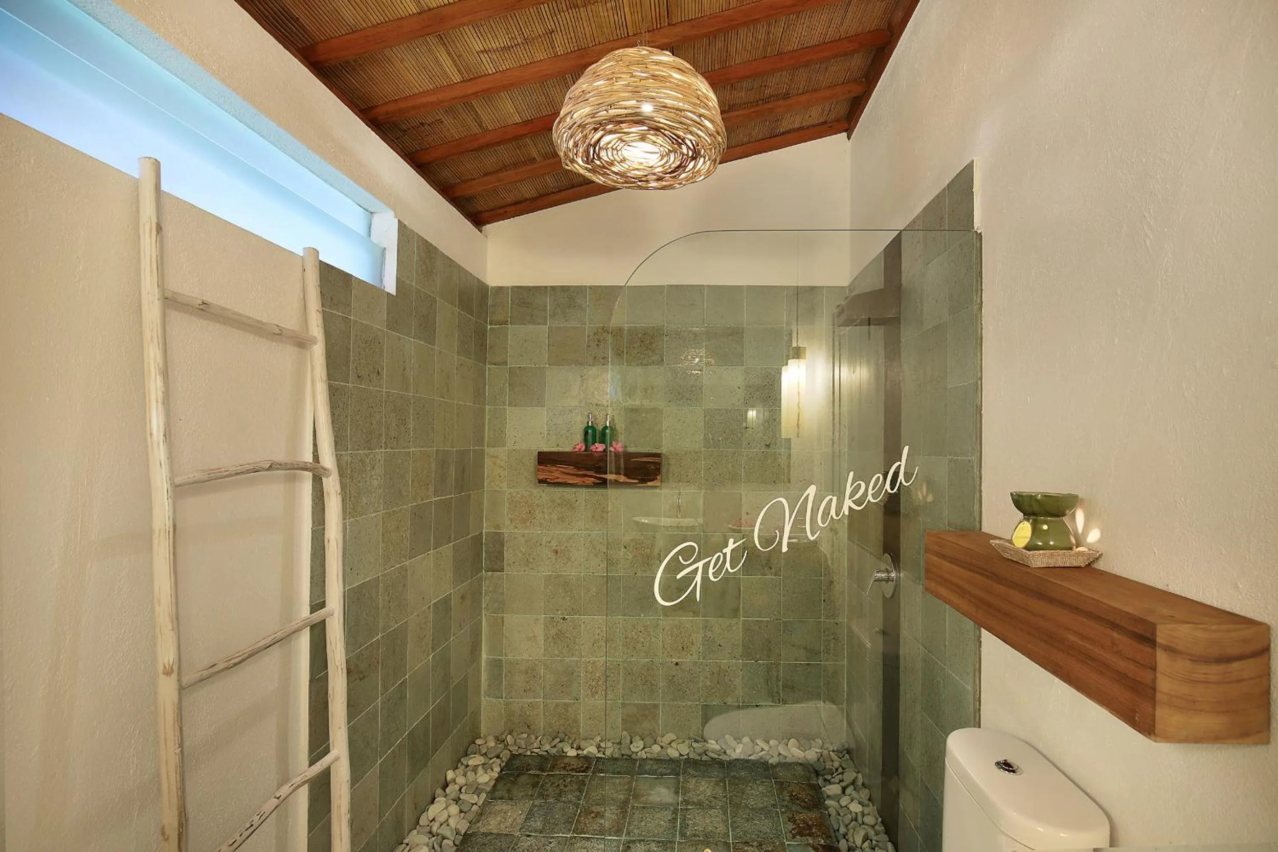 Shower in PinkCoco Gili Air - Constant Surprises & for Cool Adults Only