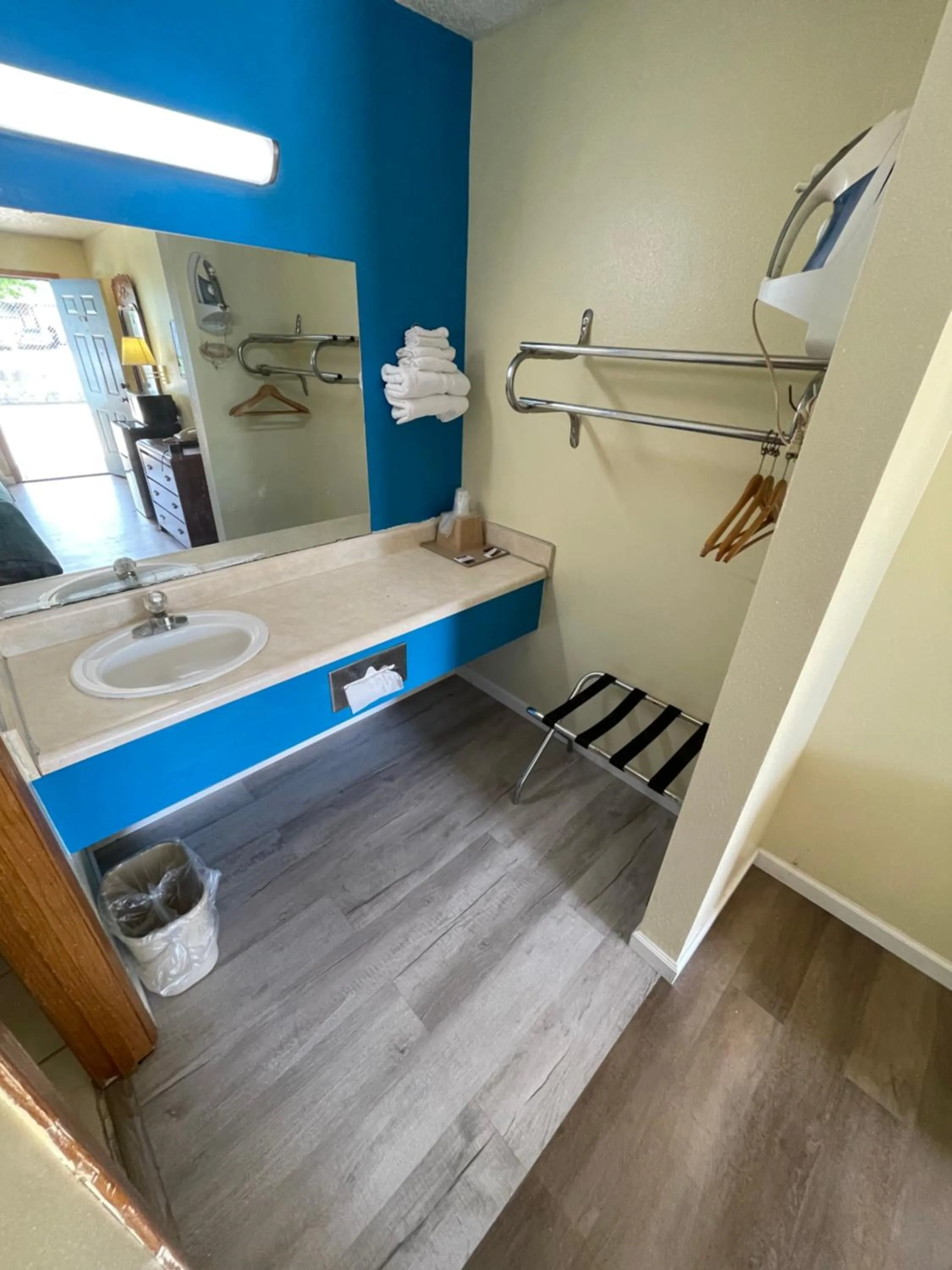 towels in Executive Inn