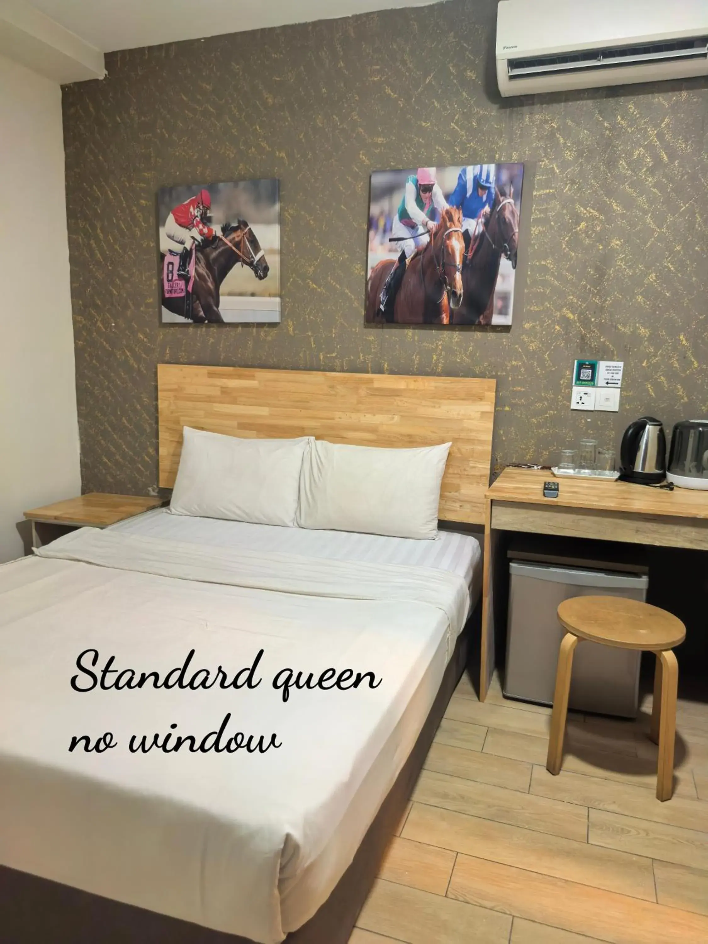 Standard Queen Room in SH Hotel Kota Damansara Standard Queen Room in SH Hotel Kota Damansara