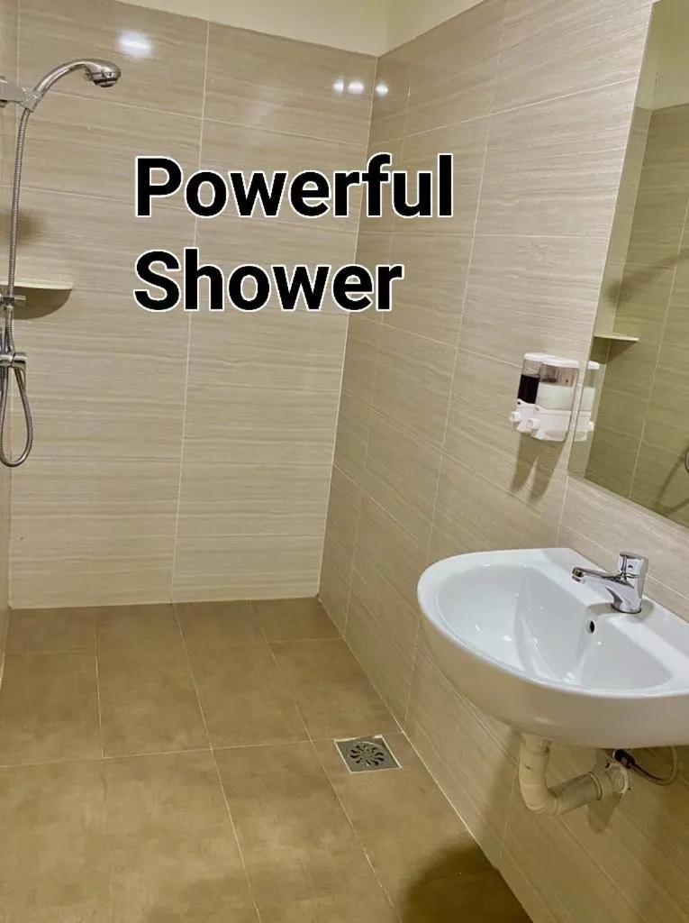 Bathroom in SH Hotel Kota Damansara