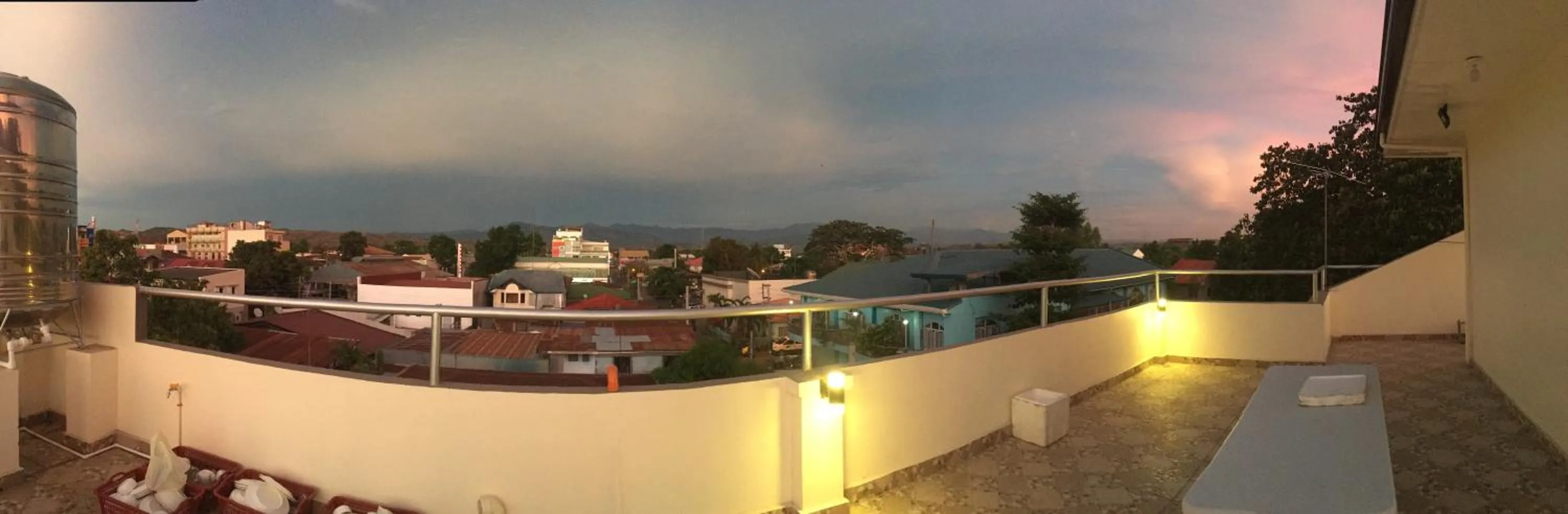 Mountain view in Beinte Singko de Marso Apartments