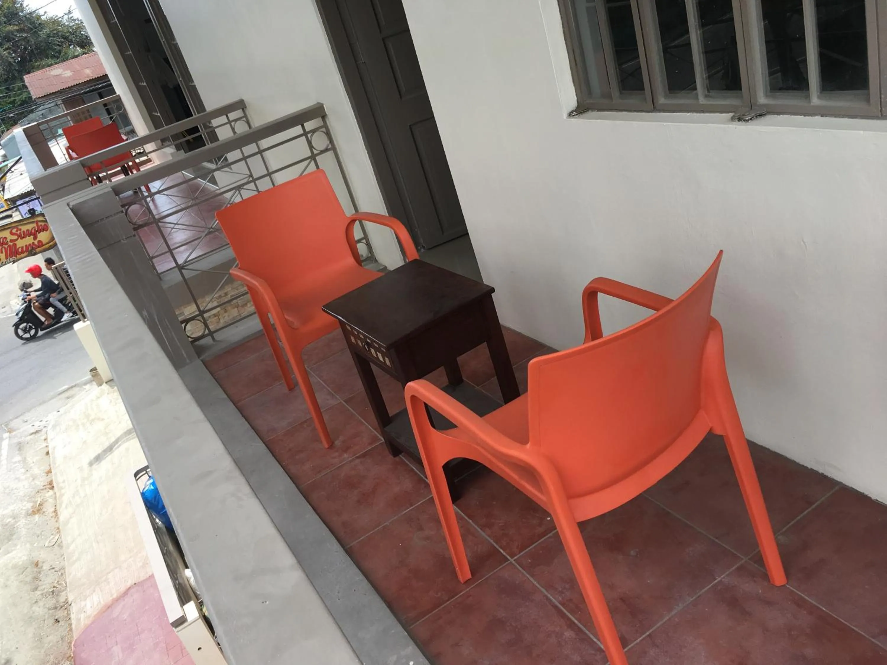 Patio in Beinte Singko de Marso Apartments