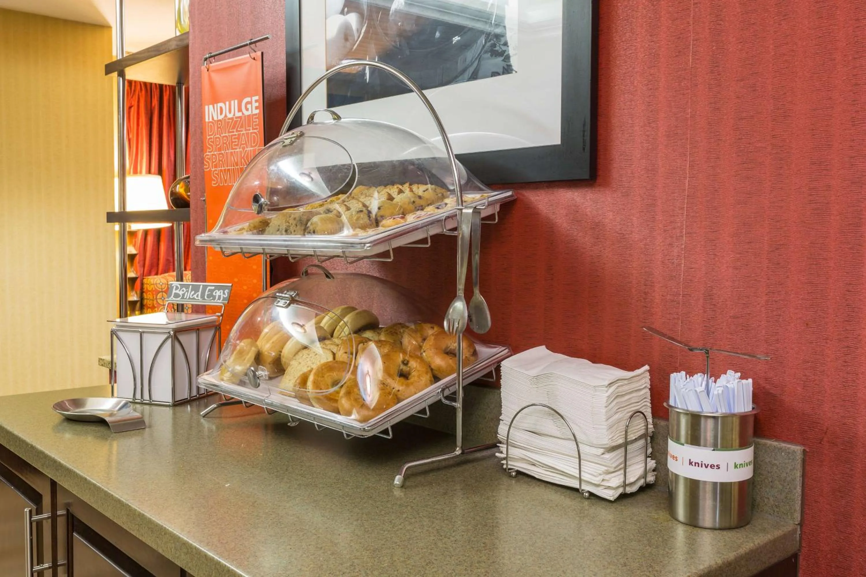 Dining area in Hampton Inn Washington