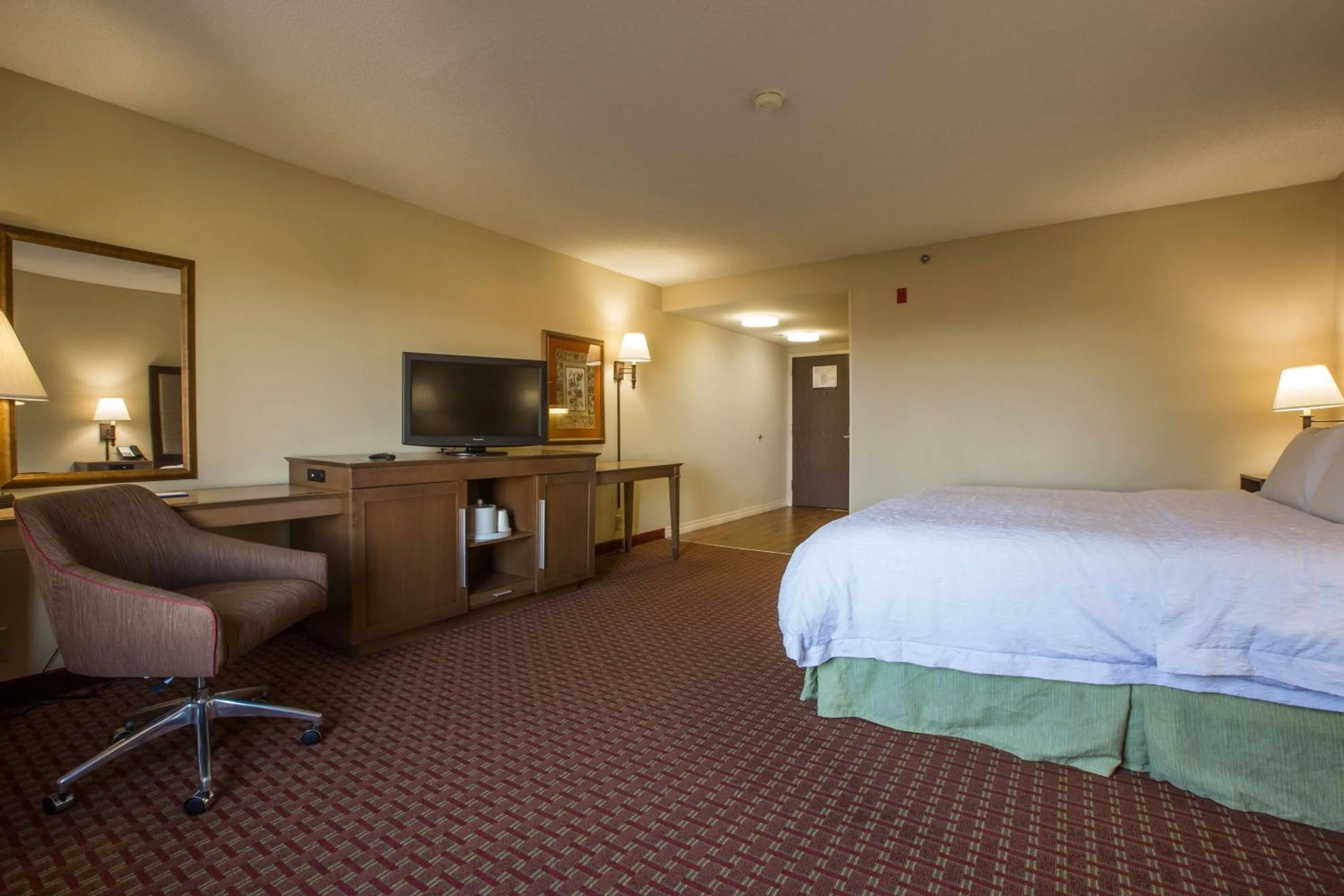 Bed in Hampton Inn Washington