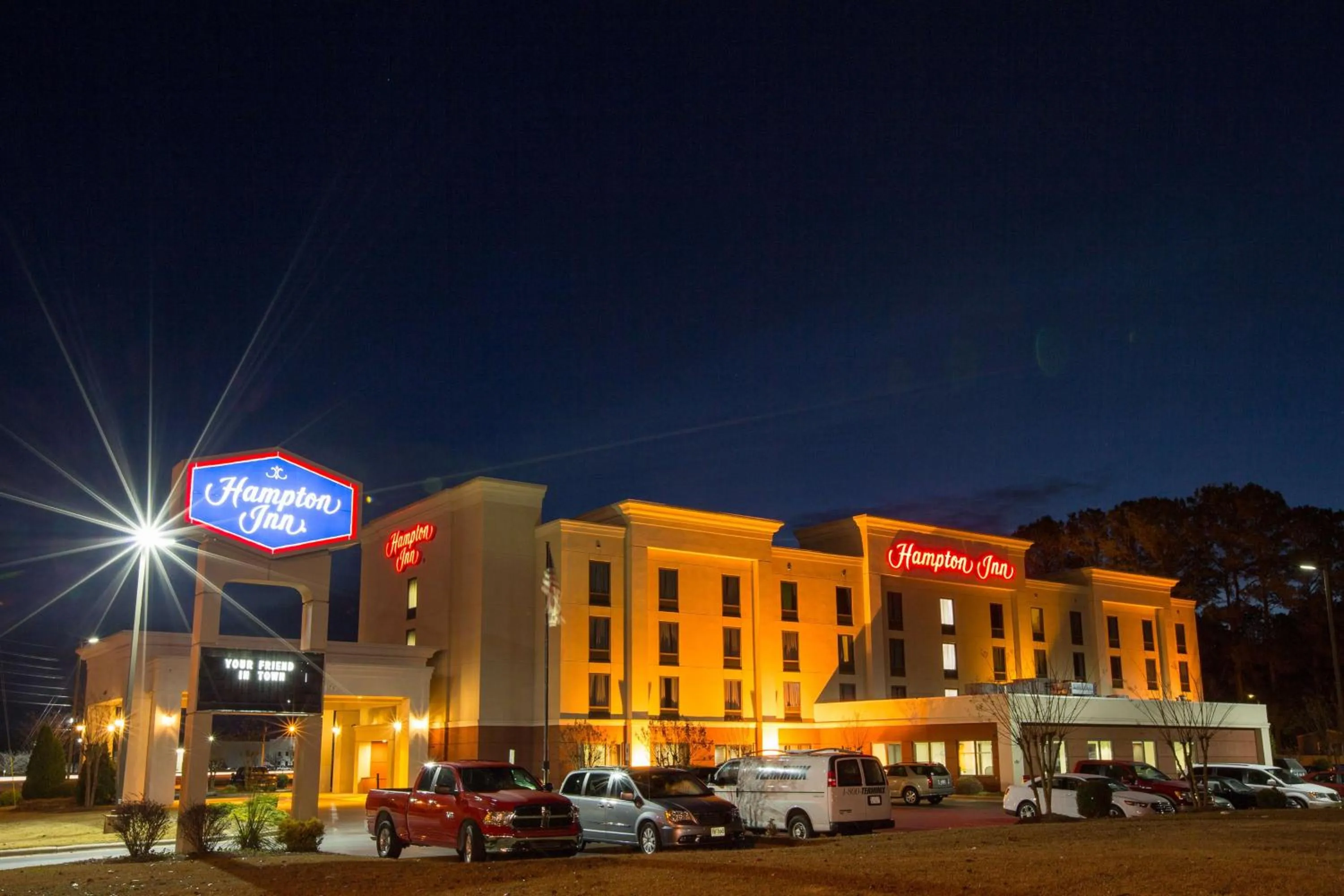 Property building in Hampton Inn Washington