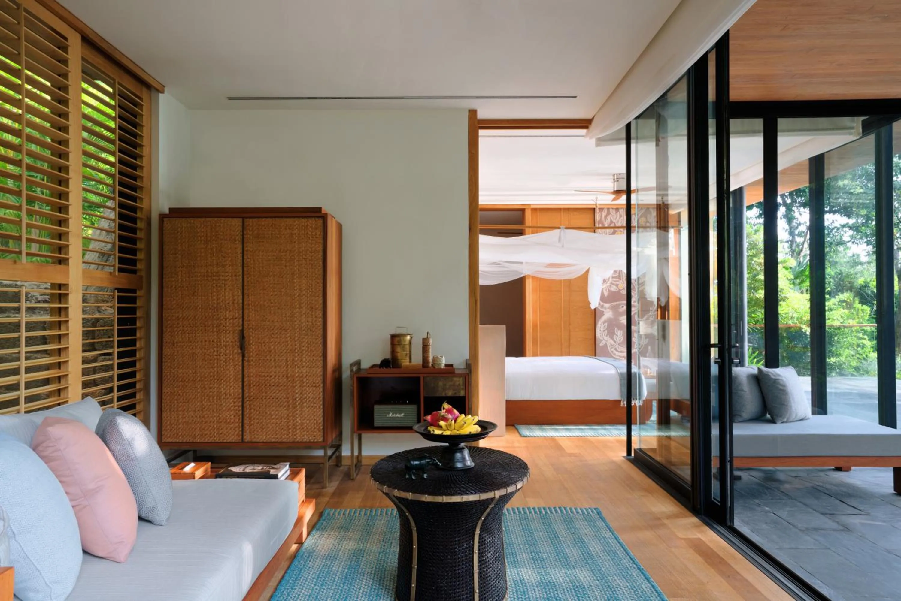 Bedroom, Bed in Six Senses Krabey Island