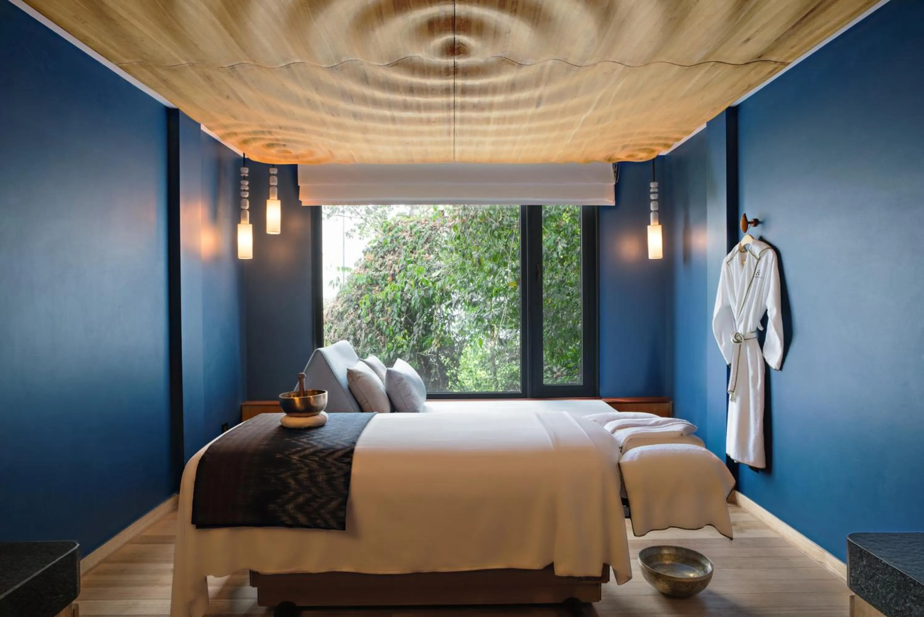 Spa and wellness centre/facilities, Bed in Six Senses Krabey Island