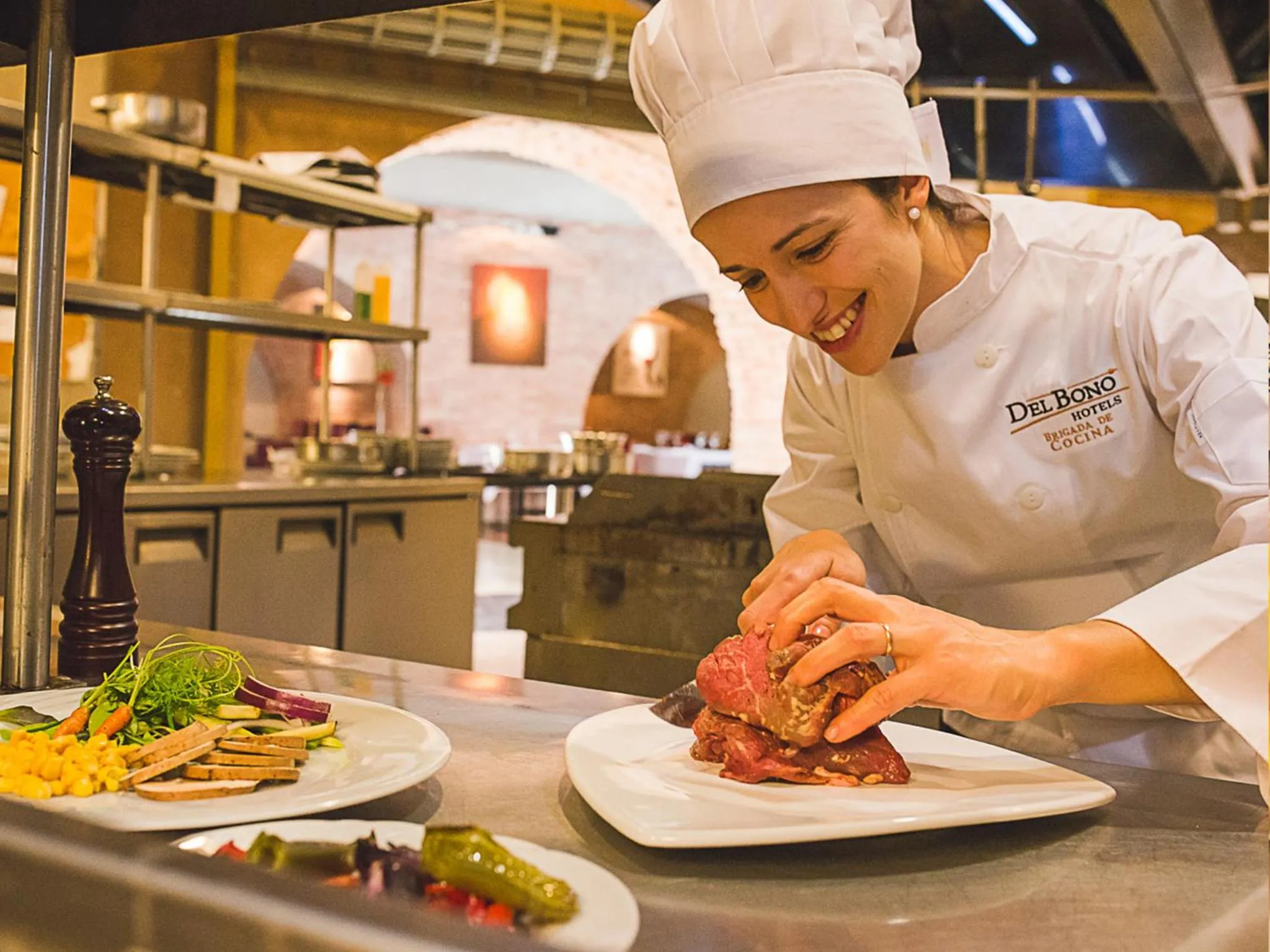 Staff in Hotel Del Bono Park
