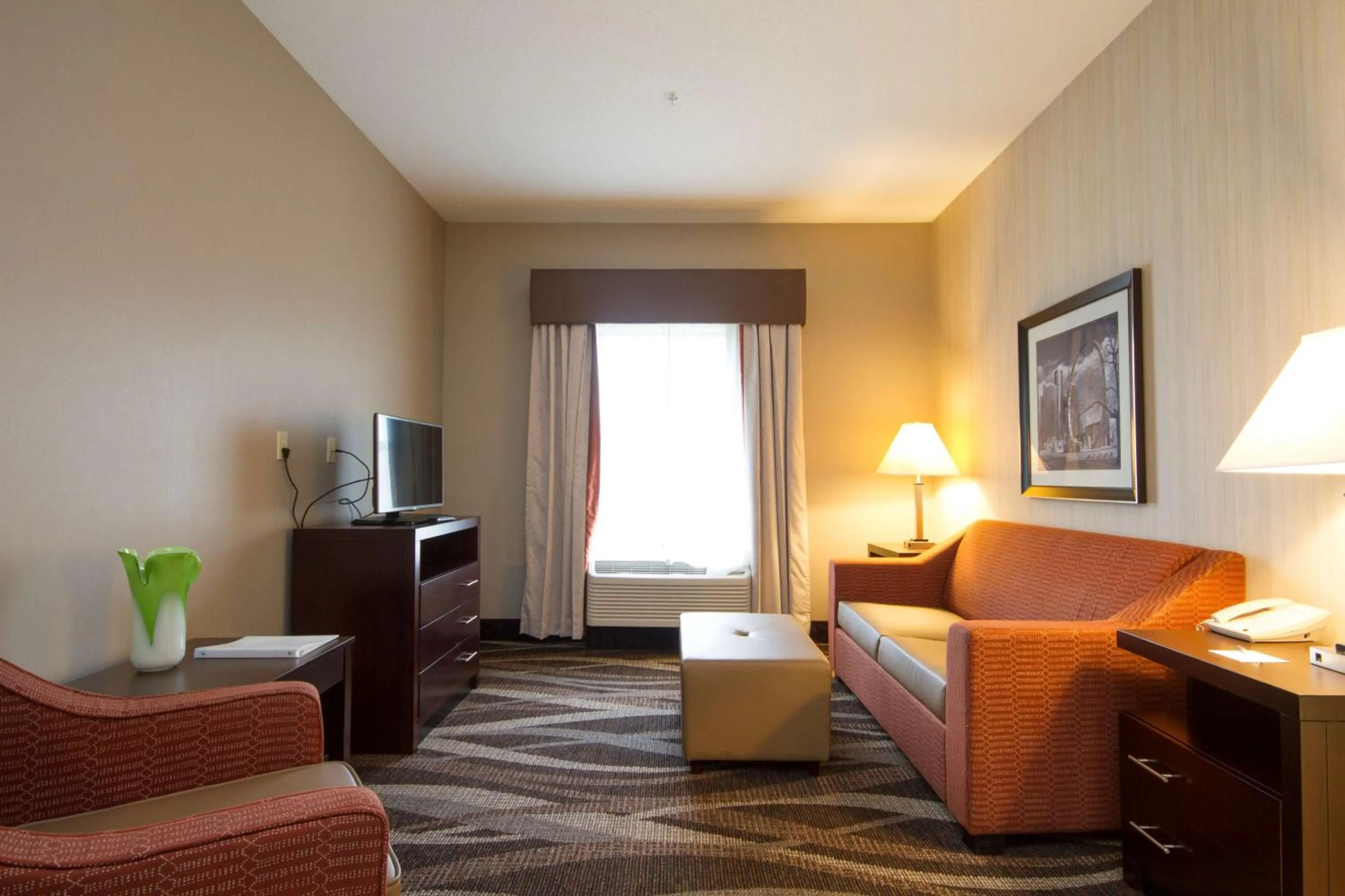 Living room in Hampton Inn Marshall
