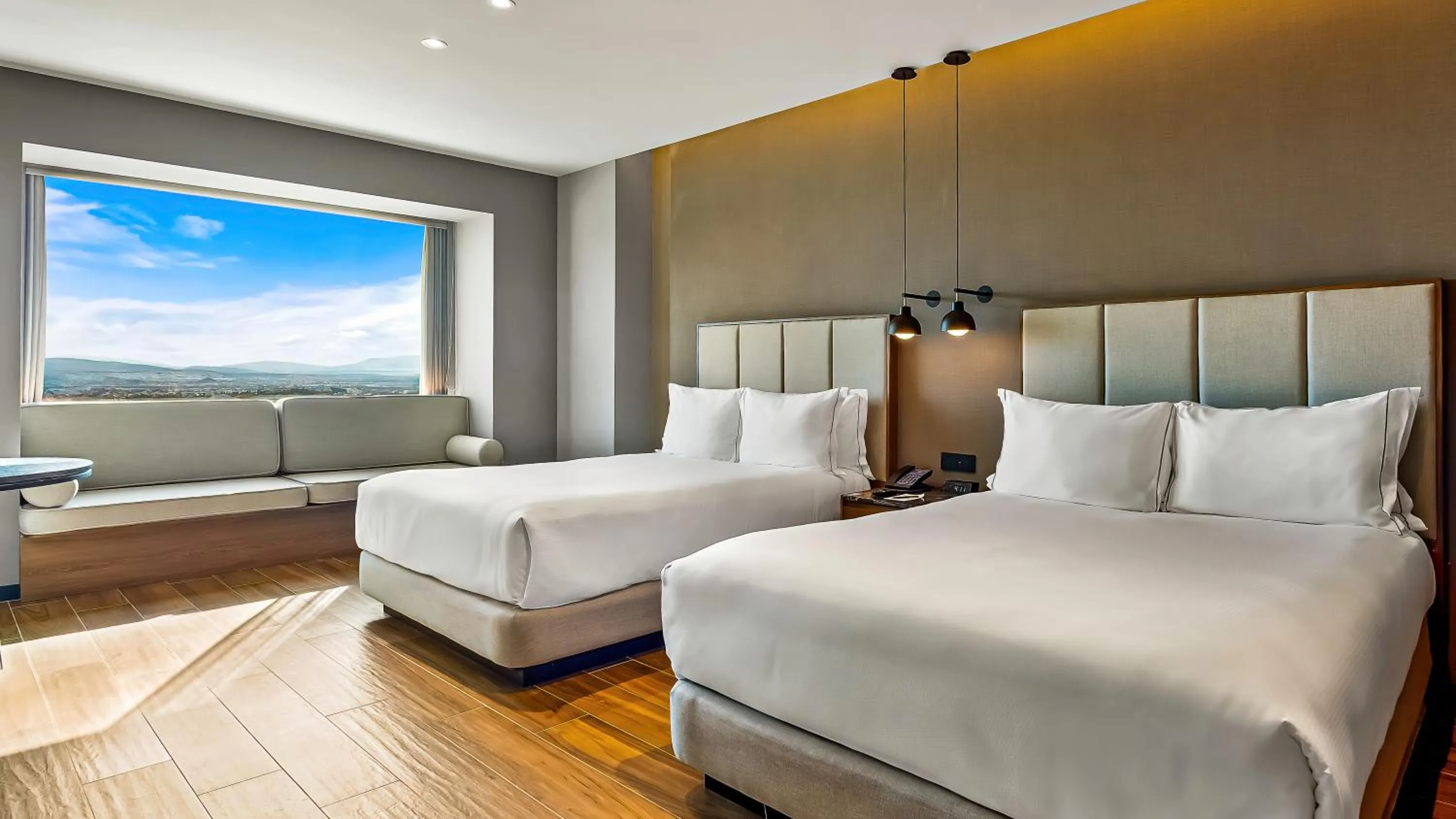 Photo of the whole room, Bed in Hilton Queretaro