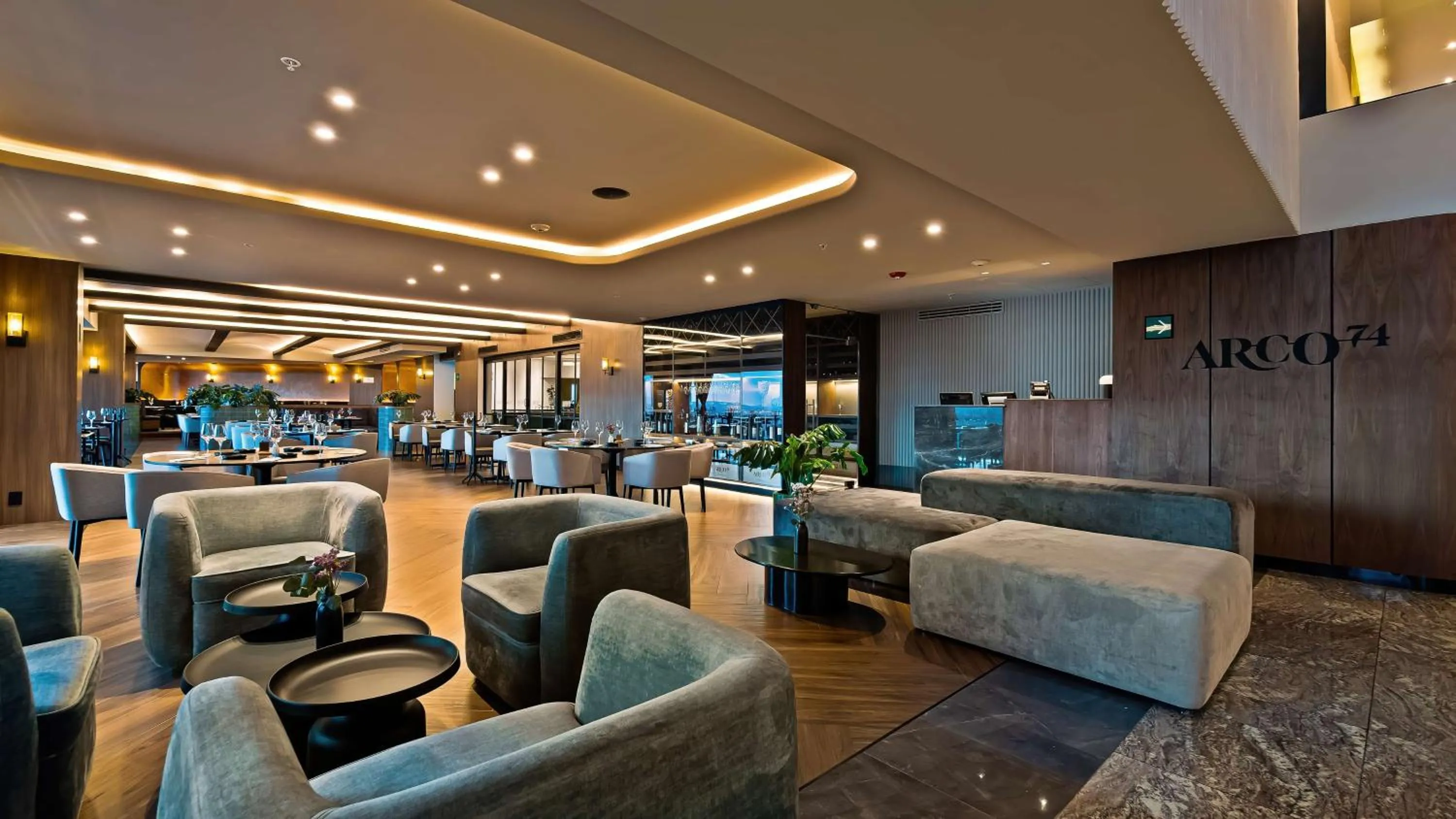 Restaurant/places to eat in Hilton Queretaro