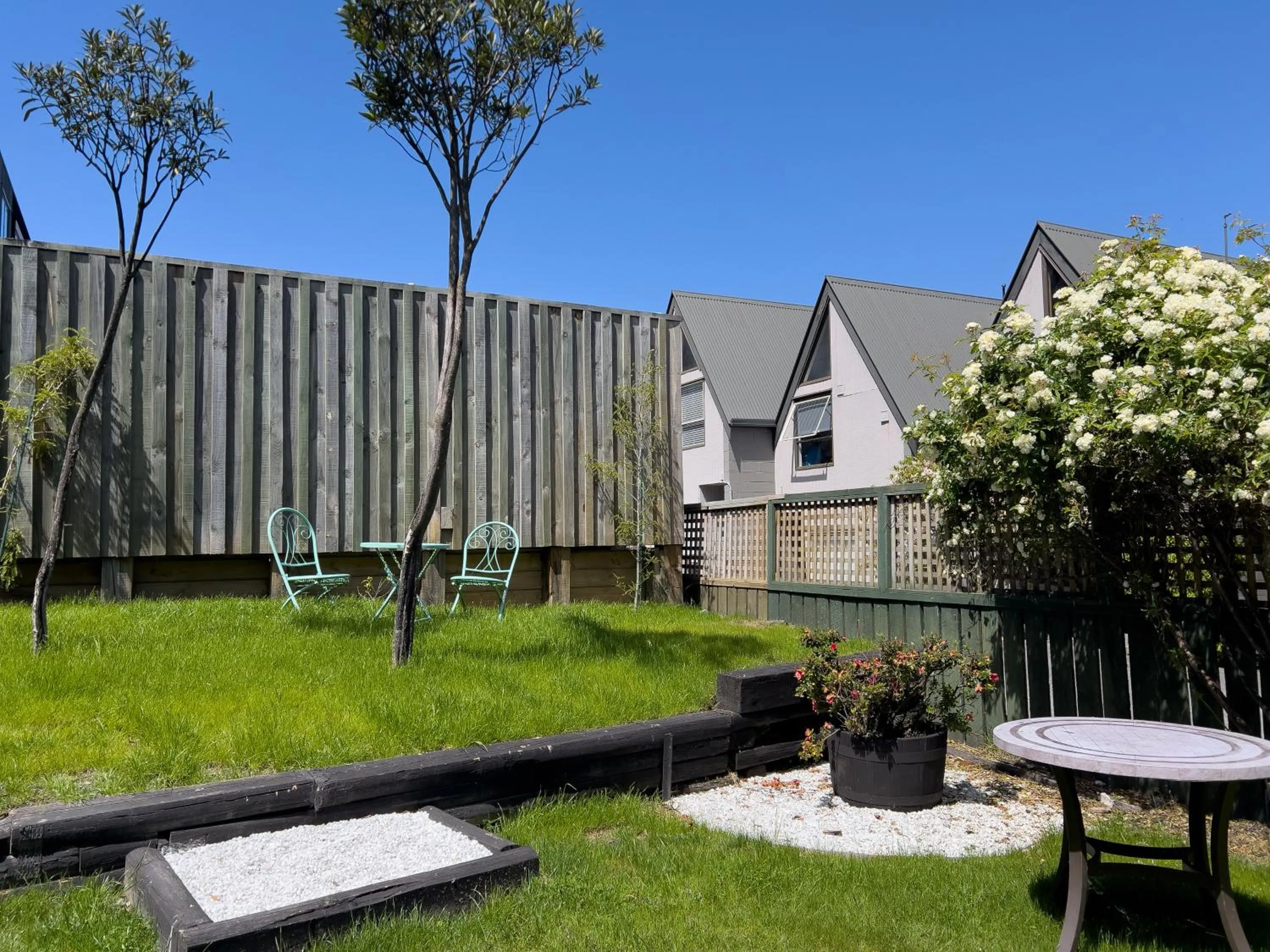 Garden view in Blue Peaks Lodge