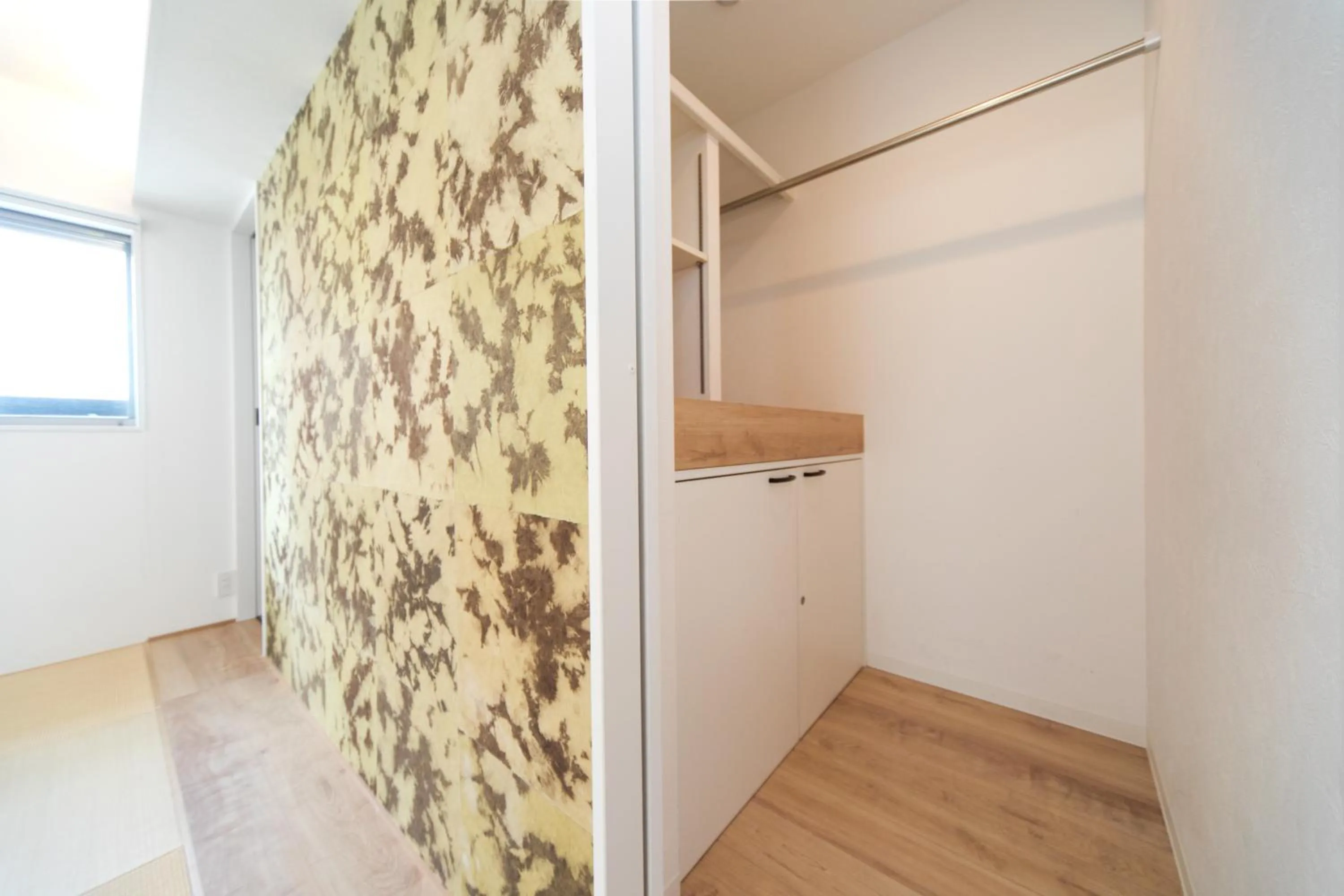 wardrobe in Kevin's Place II (Annex)