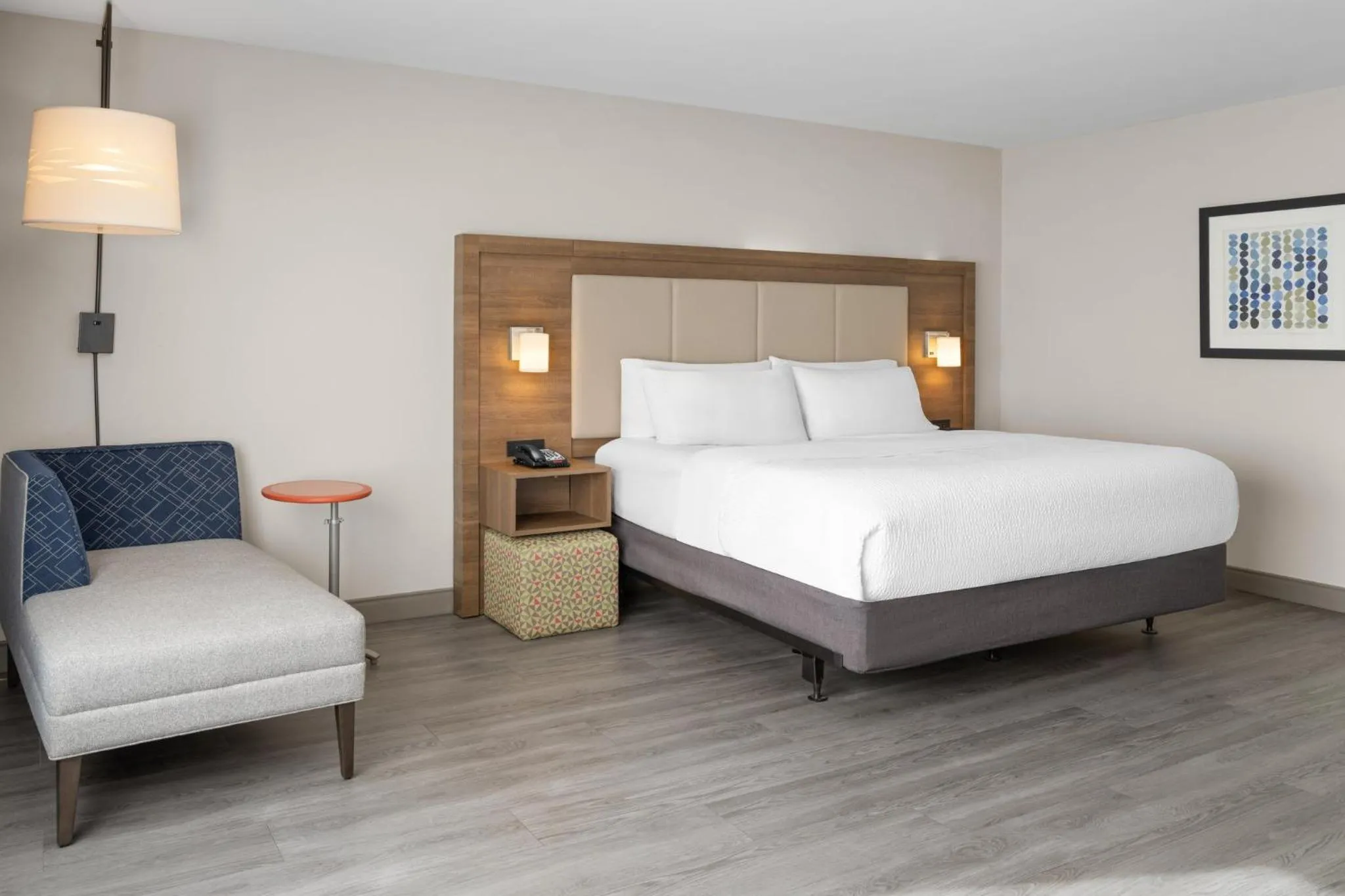 Photo of the whole room, Bed in Holiday Inn Express & Suites Mt Sterling North by IHG