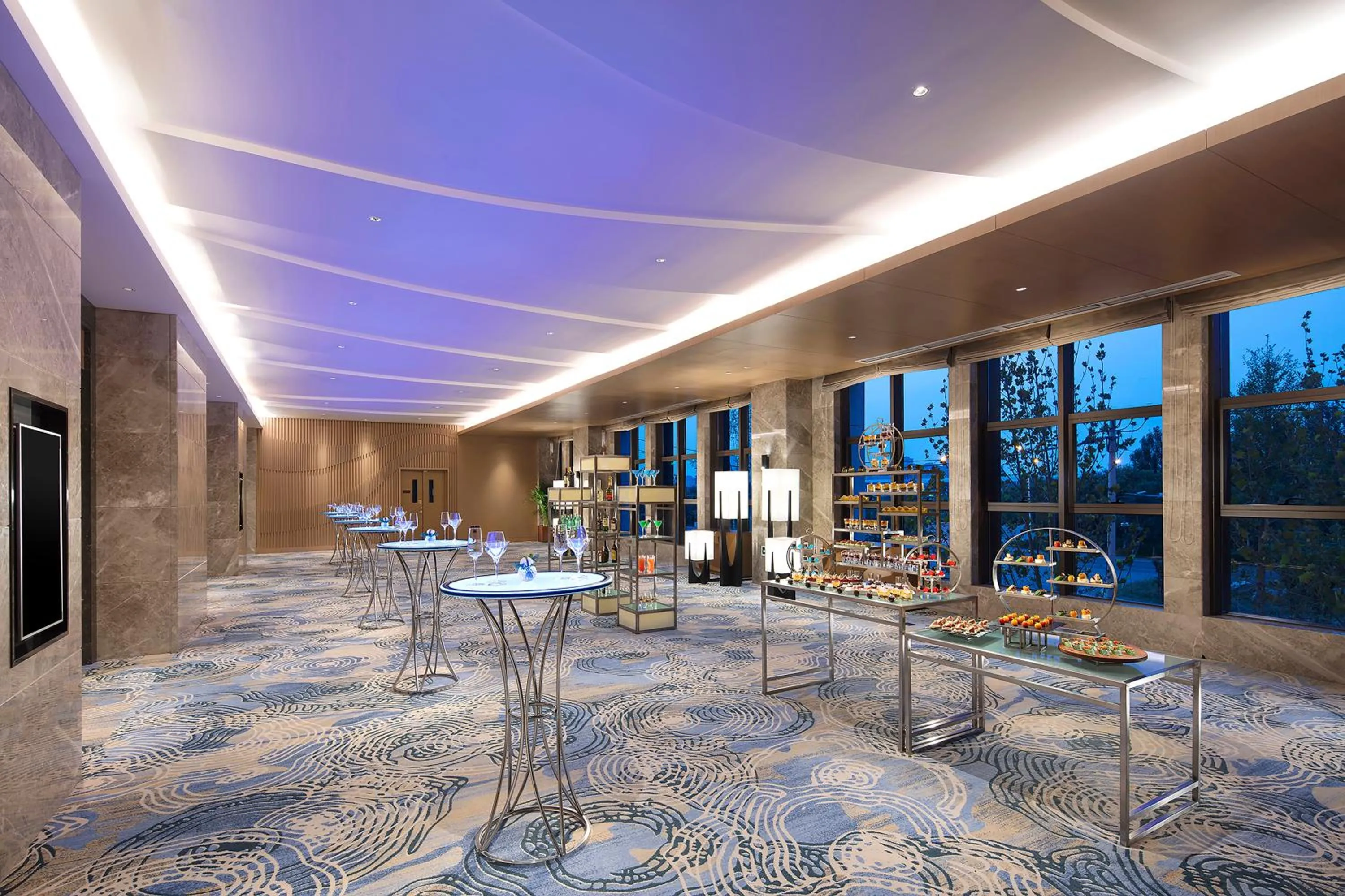 Meeting/conference room in Holiday Inn Tianjin Wuqing by IHG